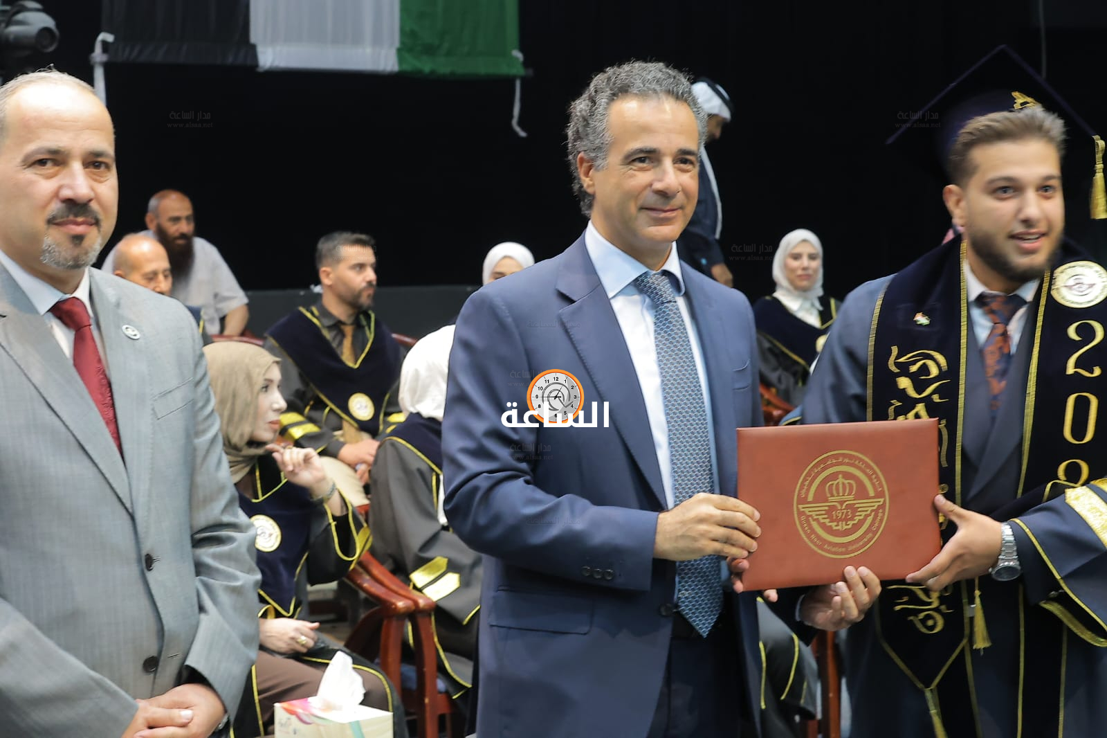 Madar Al-Saa Images 0.1785758703481134