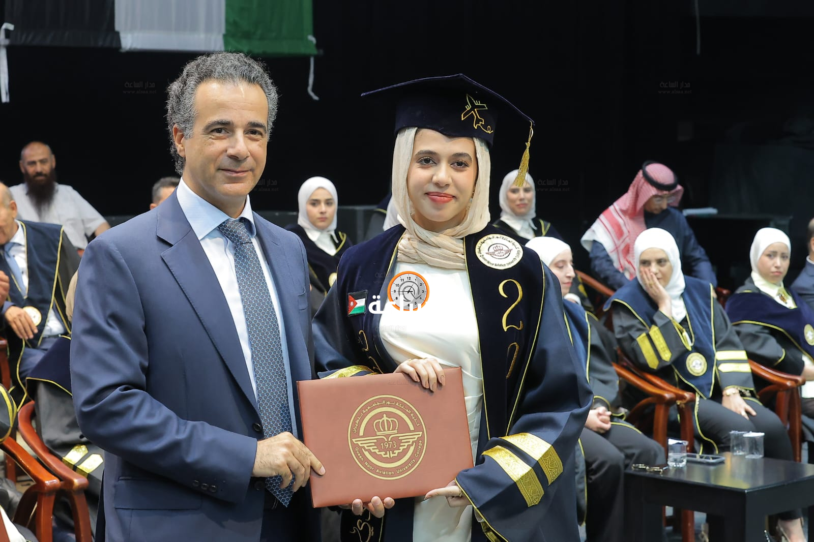 Madar Al-Saa Images 0.8950659586204383