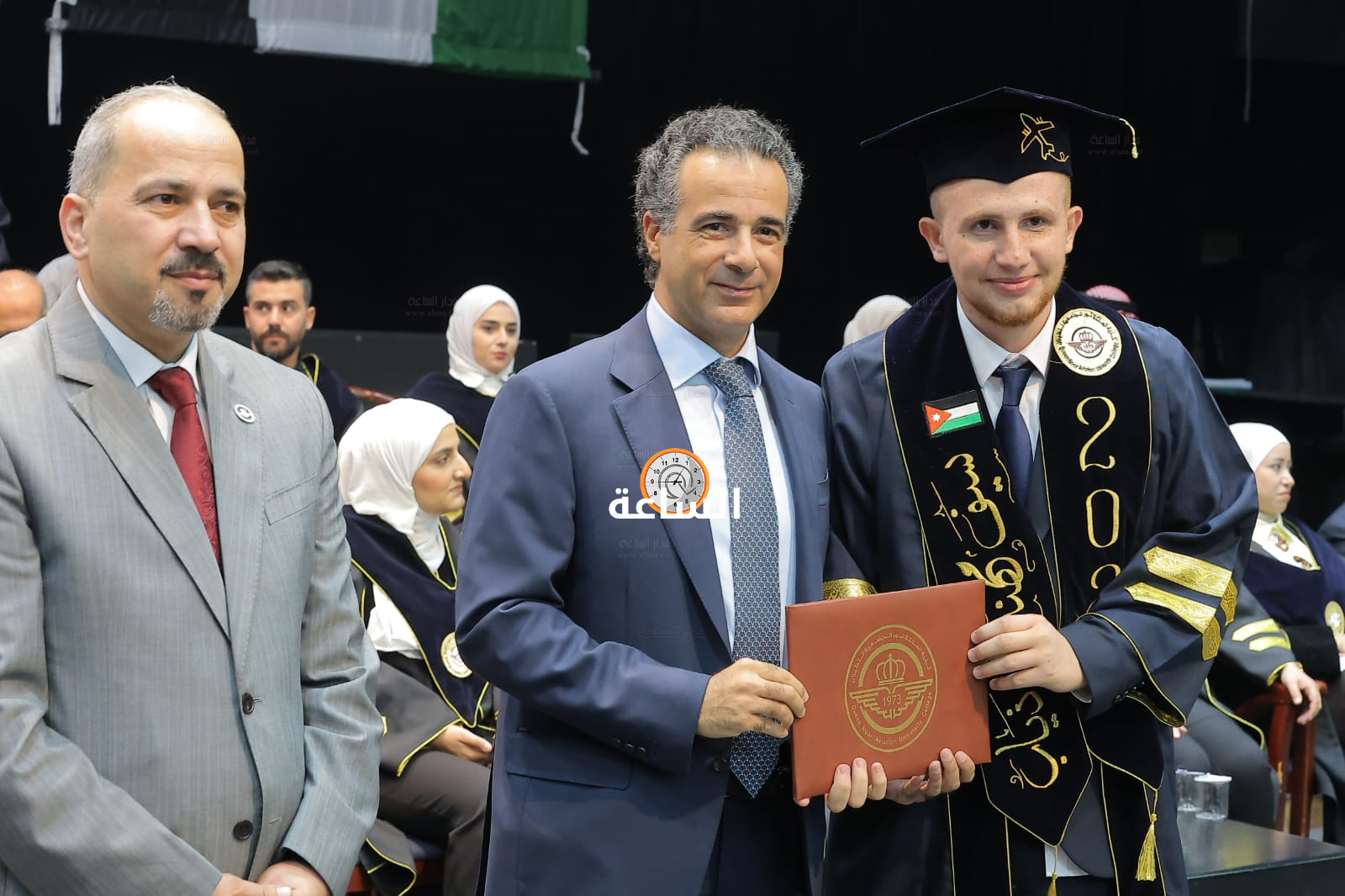 Madar Al-Saa Images 0.0826531570391964
