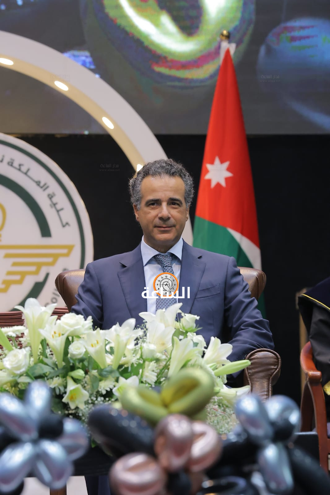 Madar Al-Saa Images 0.05589545806752061