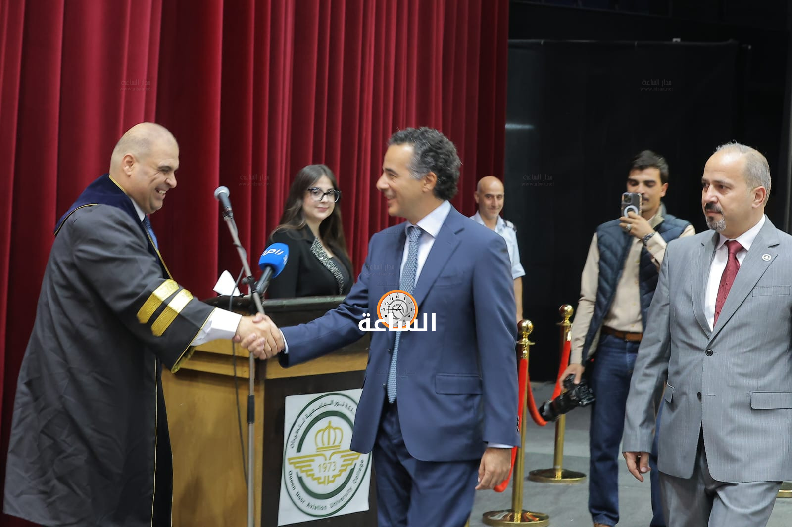 Madar Al-Saa Images 0.9723658980489422