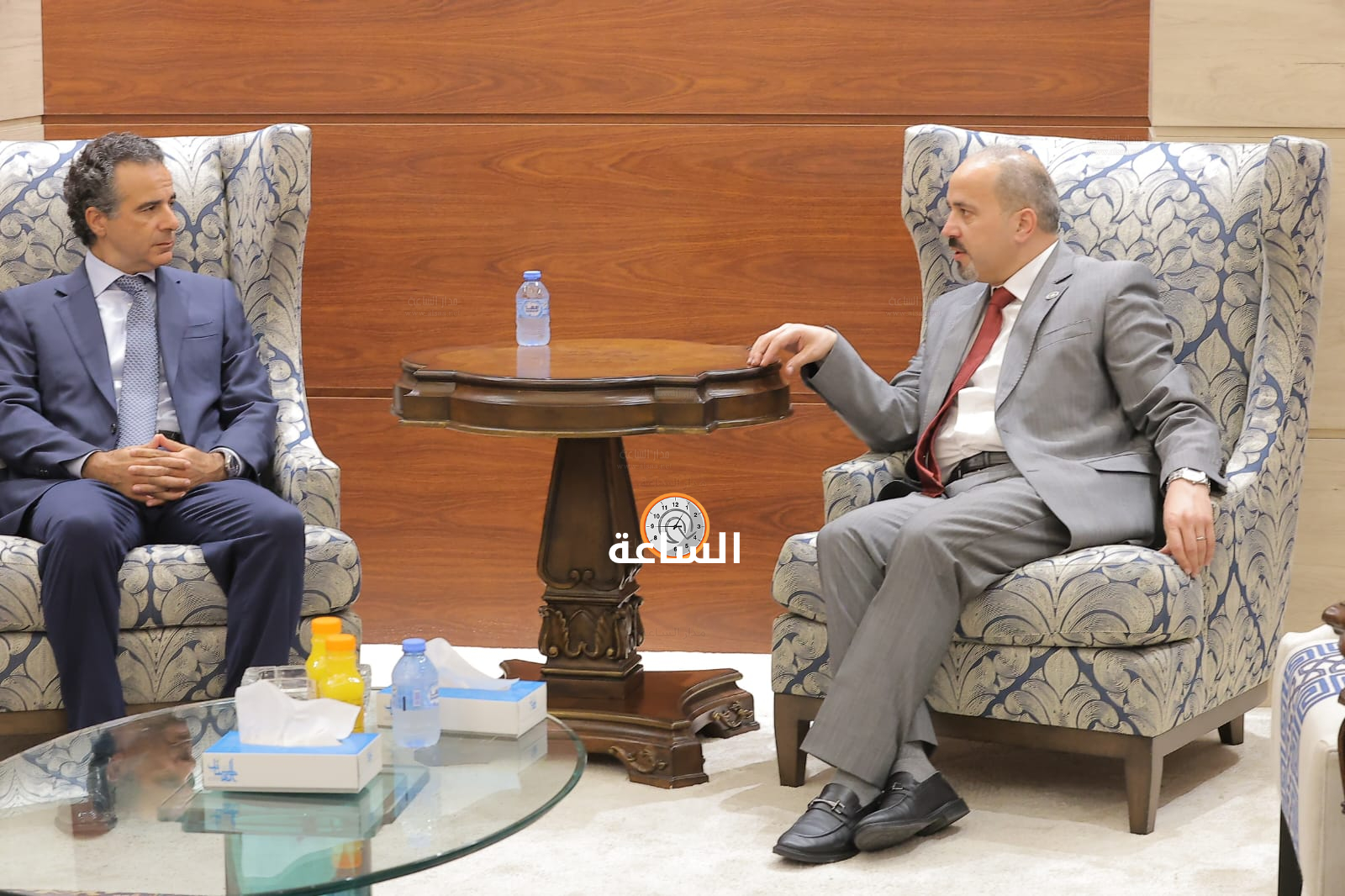 Madar Al-Saa Images 0.8669614256479566