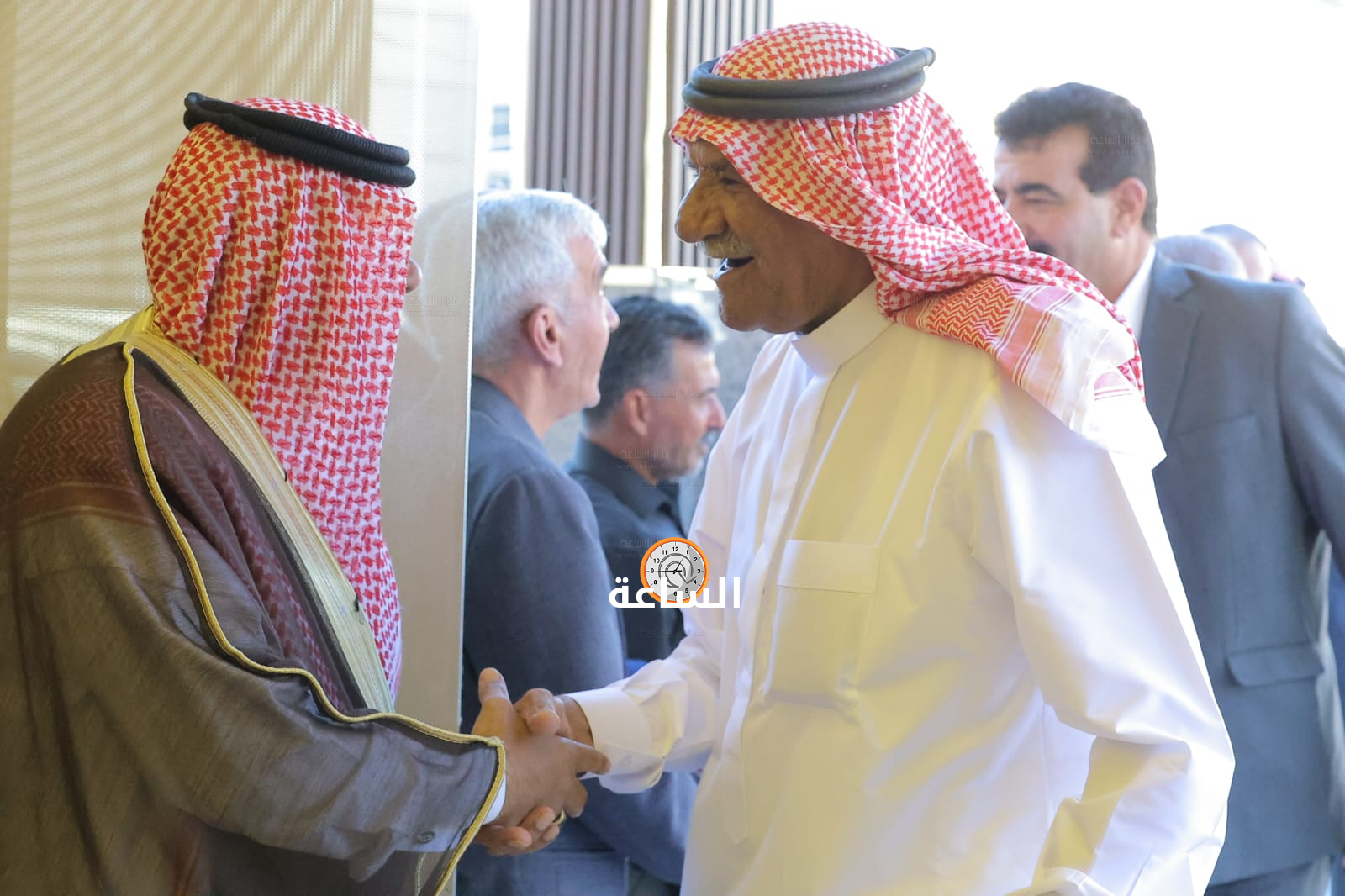 Madar Al-Saa Images 0.504835527339938