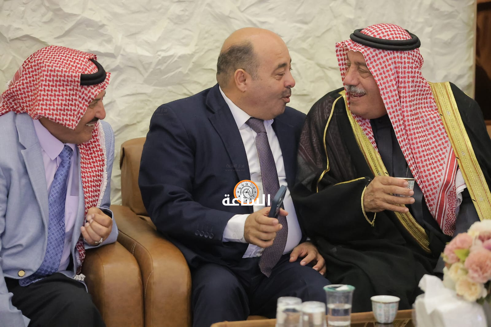 Madar Al-Saa Images 0.4123007648187258