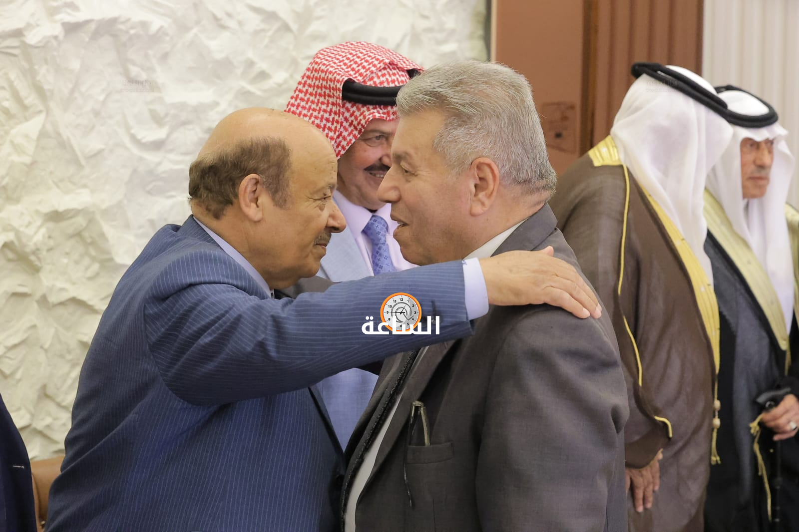 Madar Al-Saa Images 0.9108384037601571