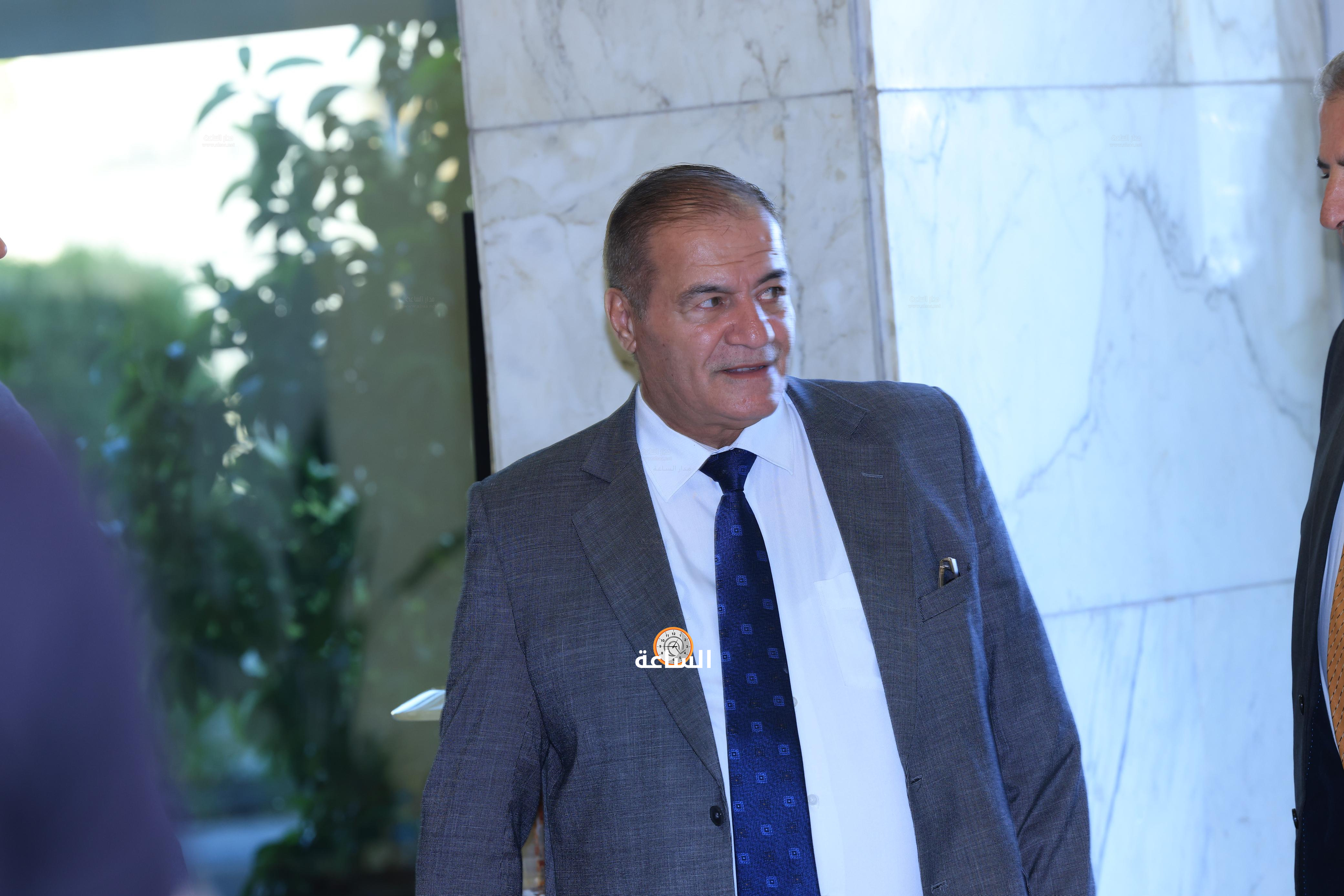 Madar Al-Saa Images 0.1190598590475258