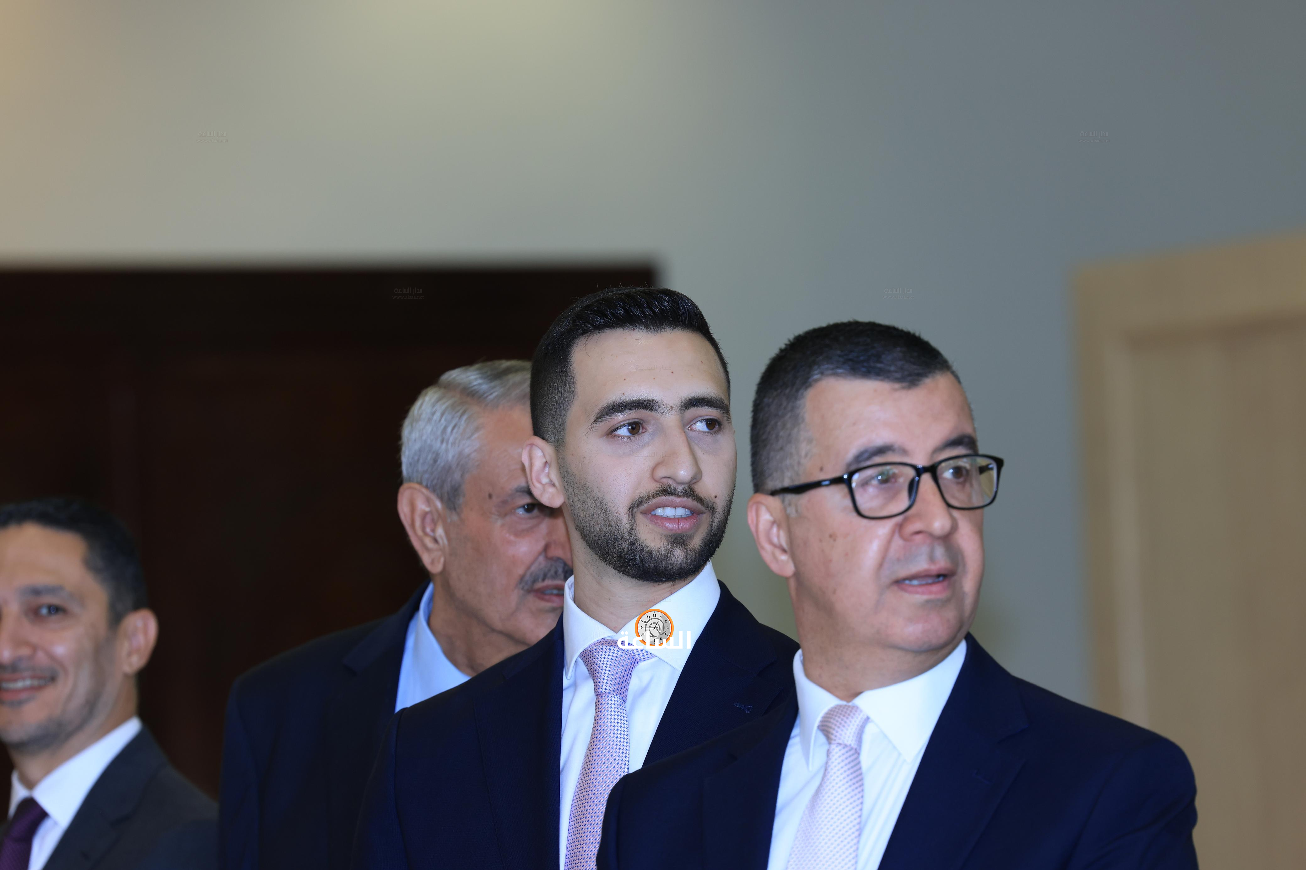 Madar Al-Saa Images 0.030181696313954842