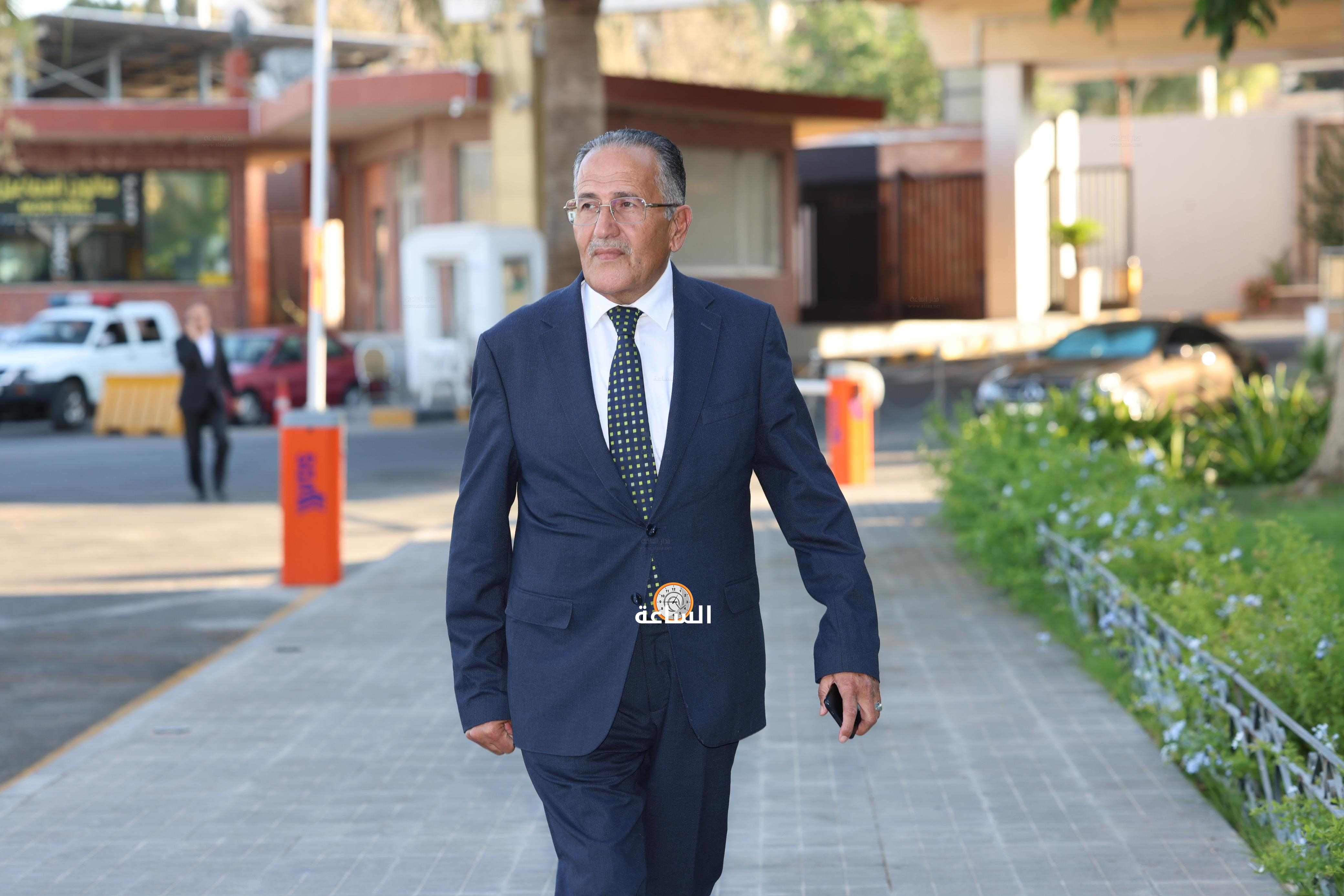 Madar Al-Saa Images 0.5388647042365917