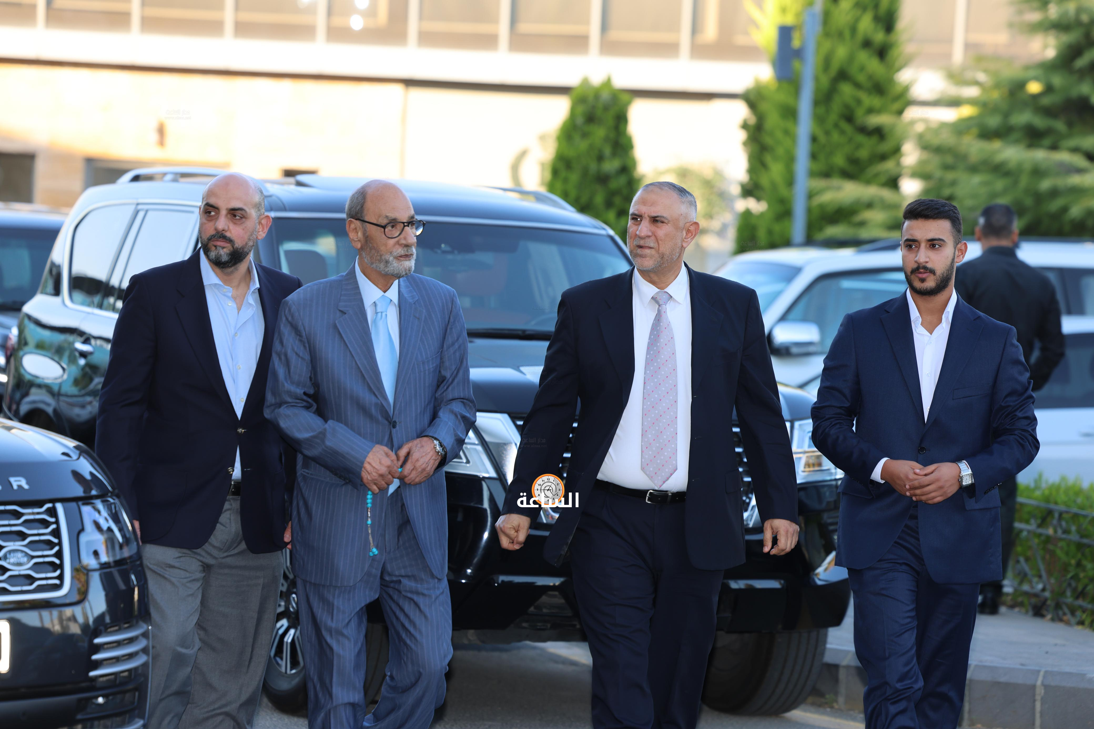 Madar Al-Saa Images 0.3942844080438469