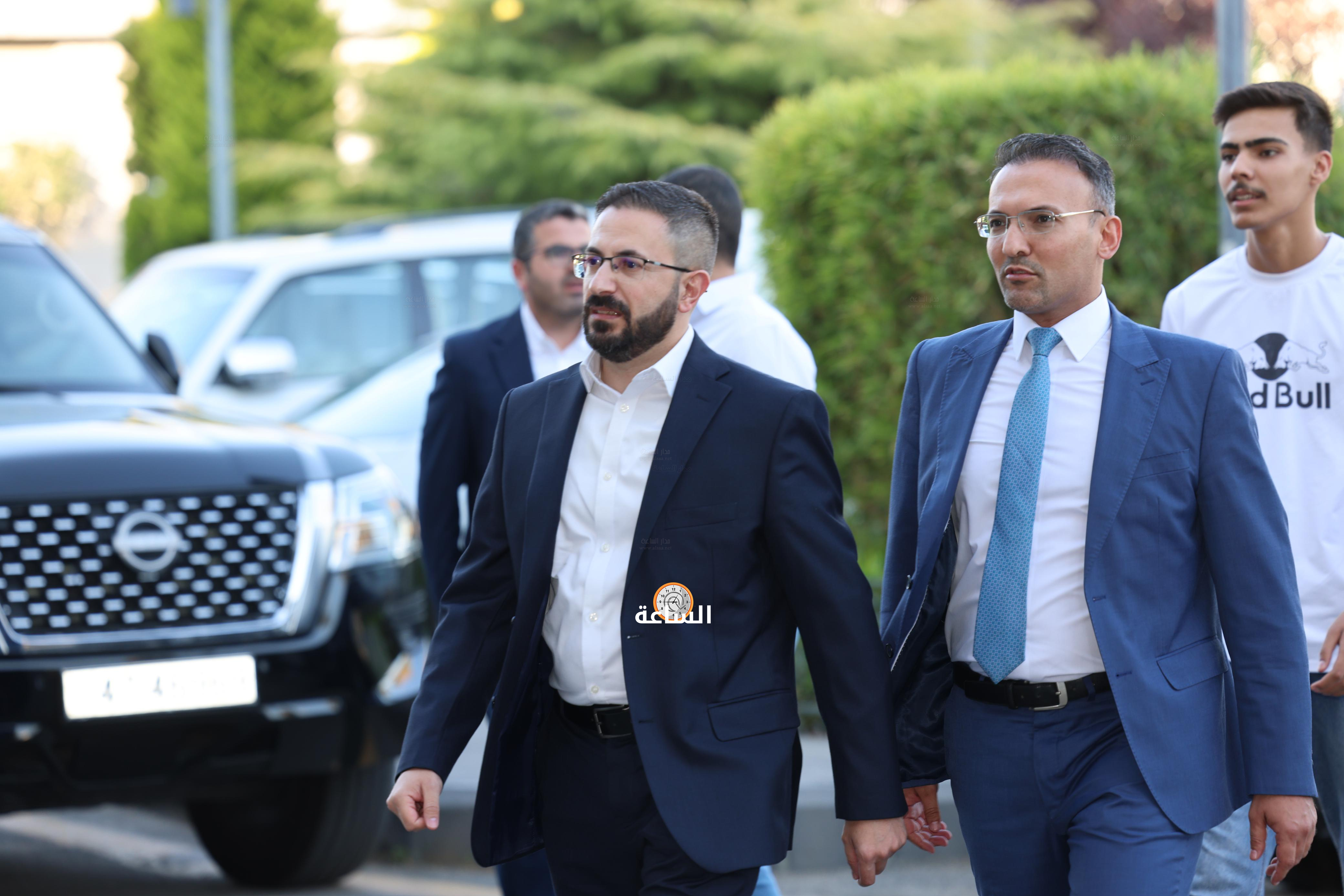Madar Al-Saa Images 0.326667237181992