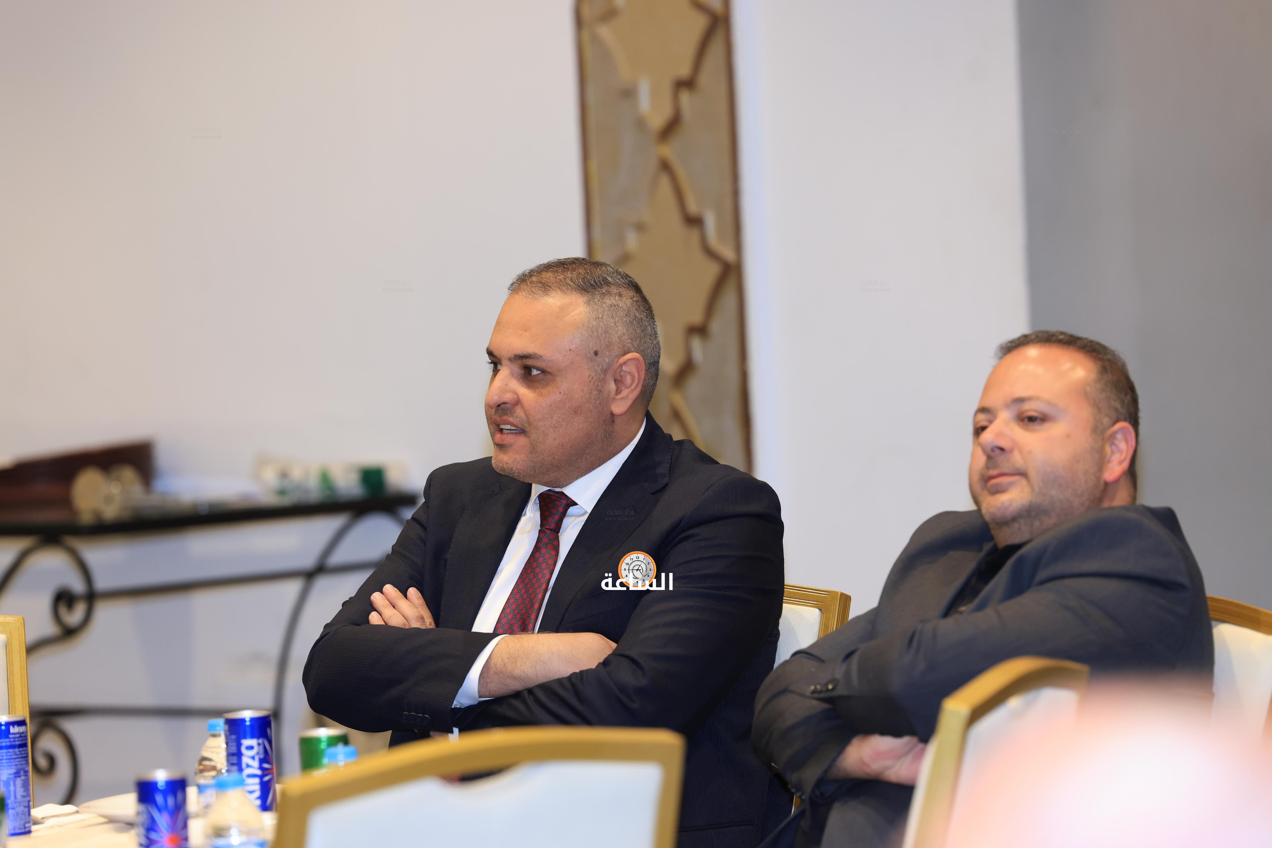 Madar Al-Saa Images 0.06421572163599187