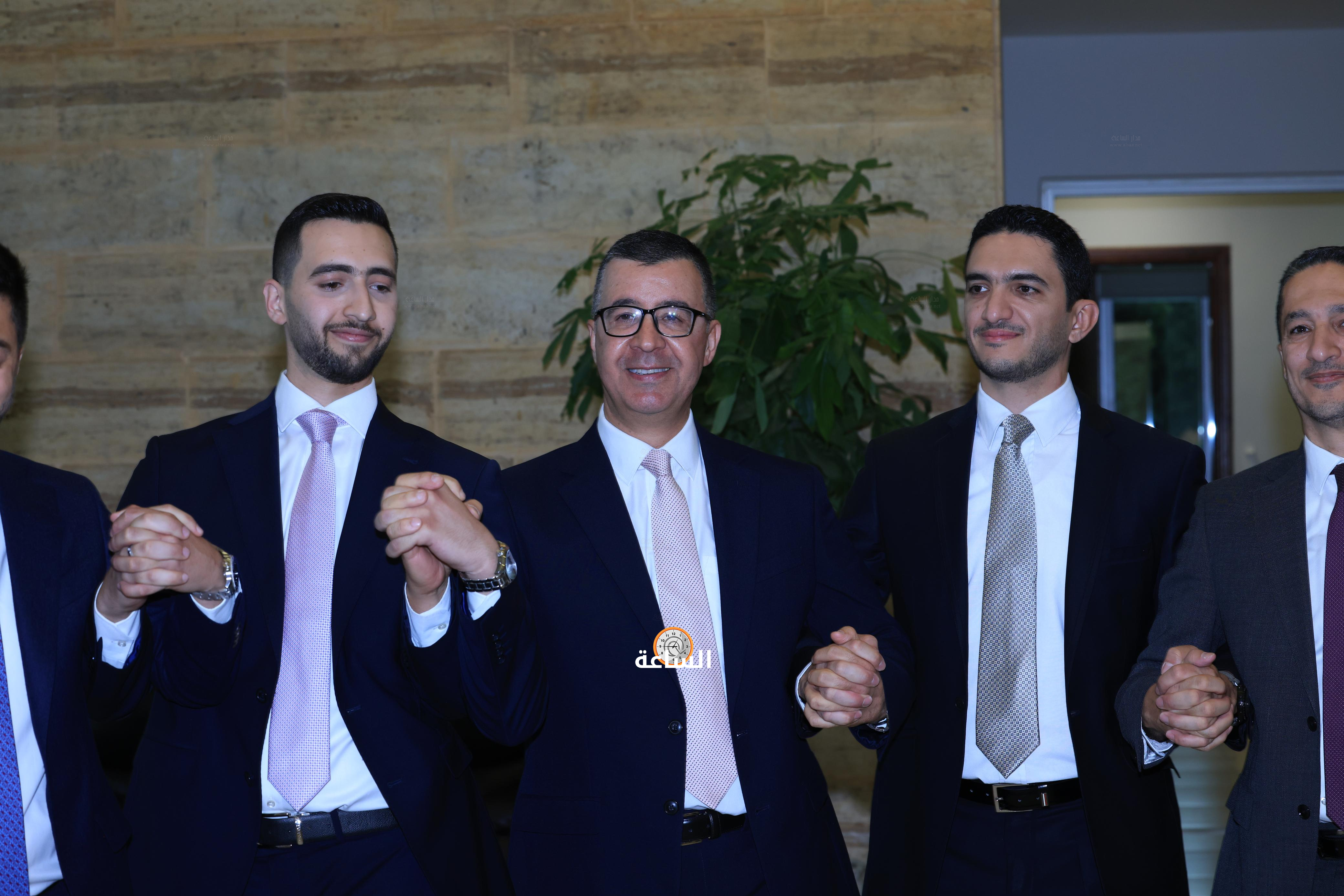 Madar Al-Saa Images 0.6386373689547873