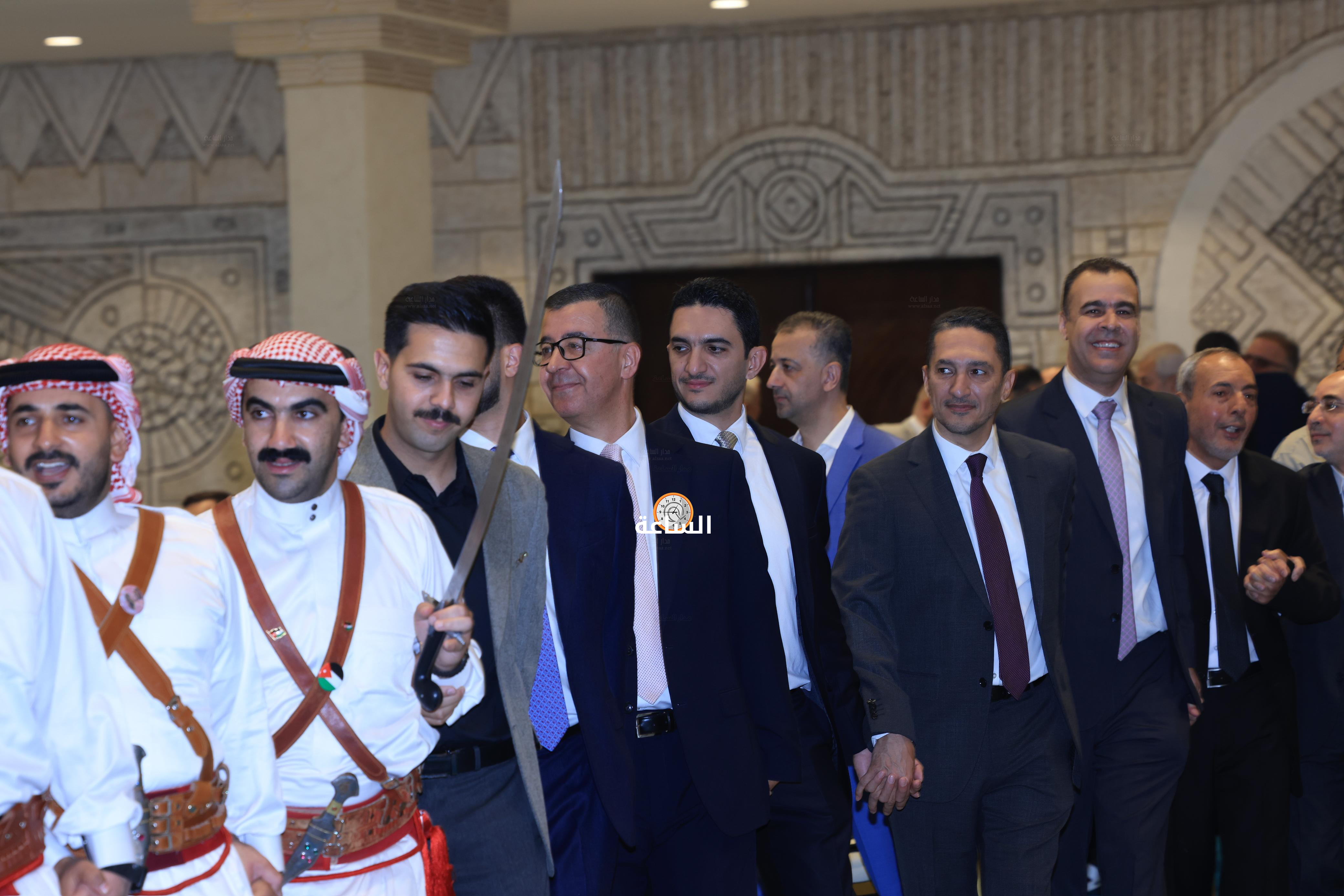 Madar Al-Saa Images 0.29957961130184807