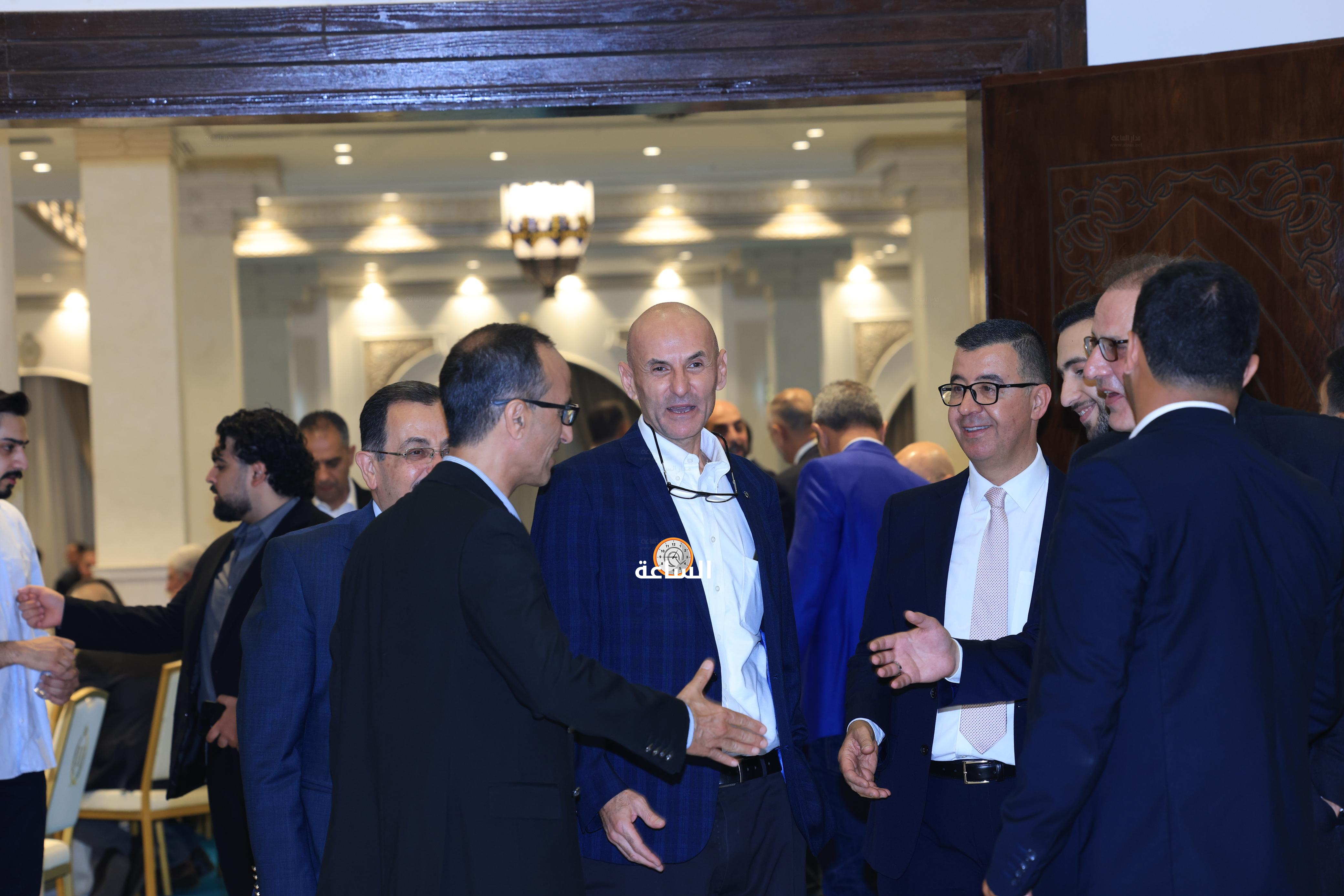 Madar Al-Saa Images 0.029033394461669526