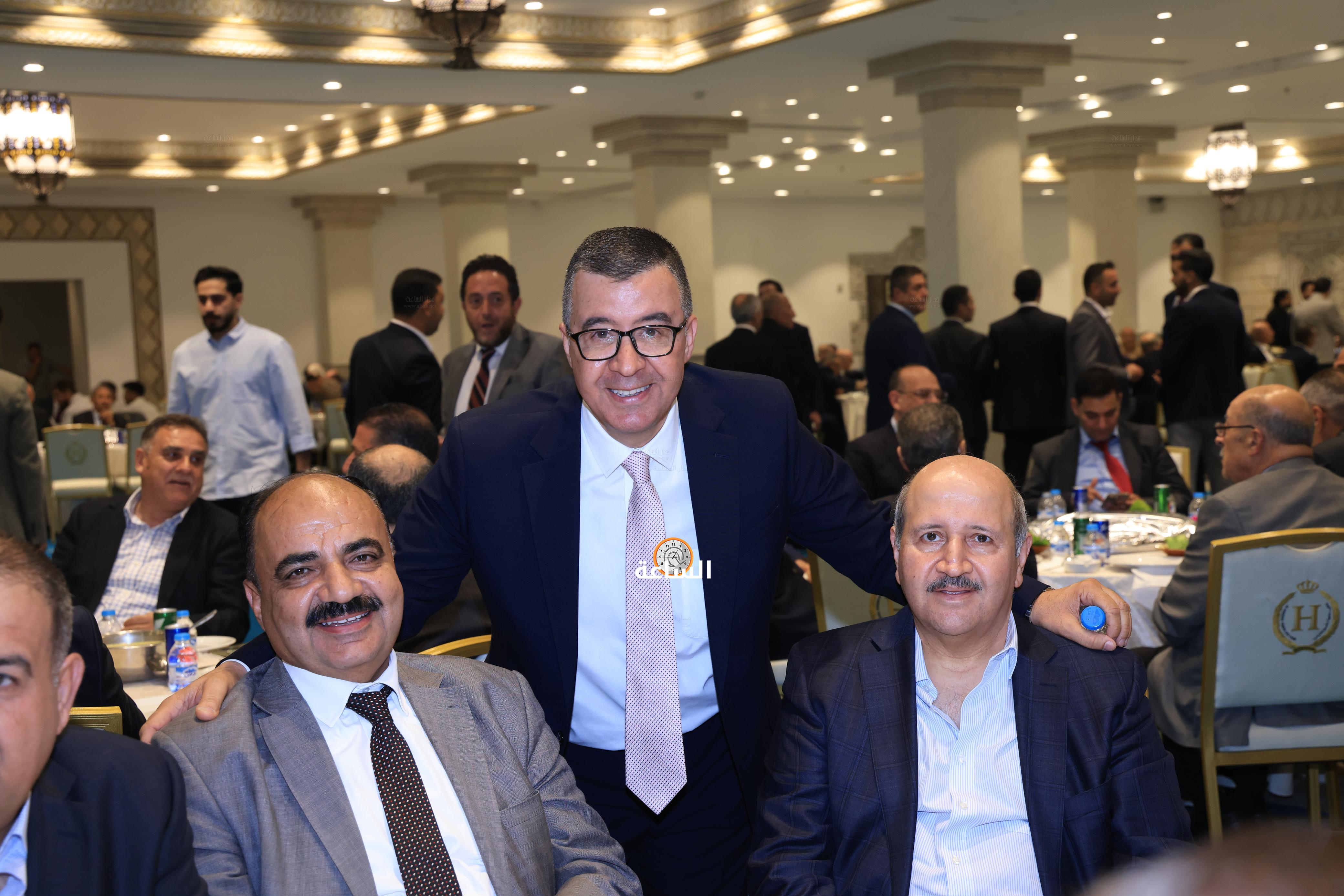Madar Al-Saa Images 0.4162658815344873