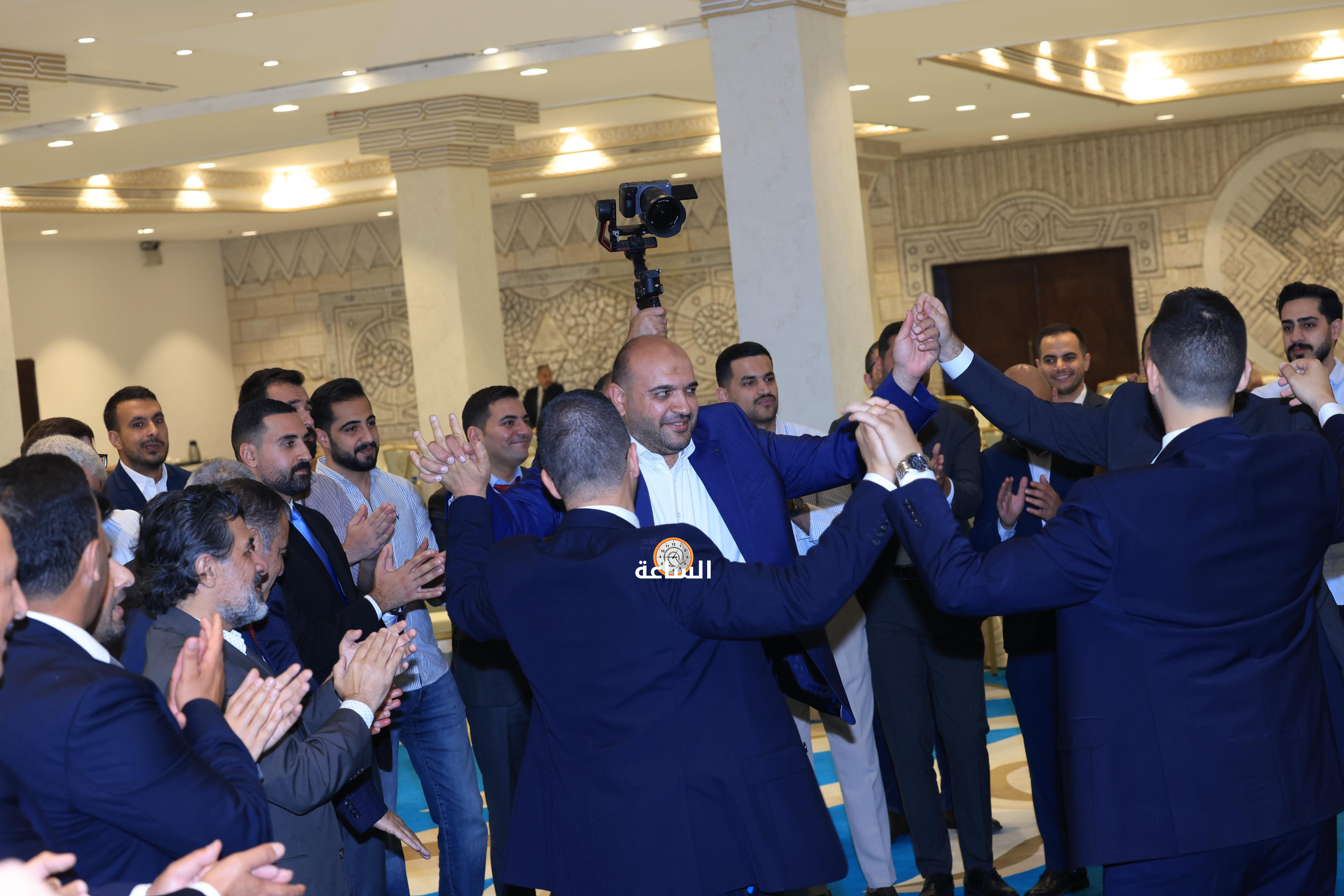 Madar Al-Saa Images 0.3244505612841242