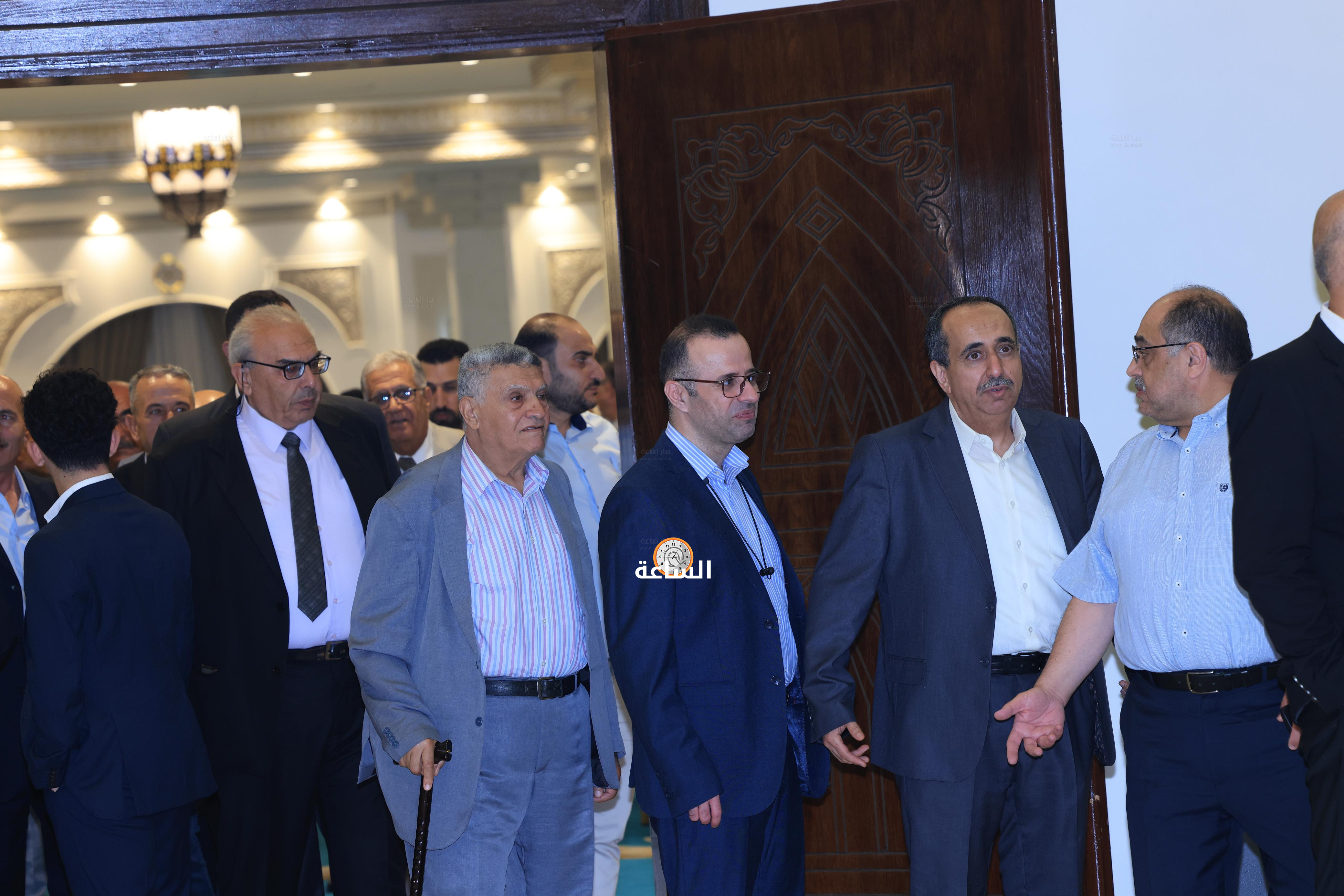 Madar Al-Saa Images 0.03807273345489215
