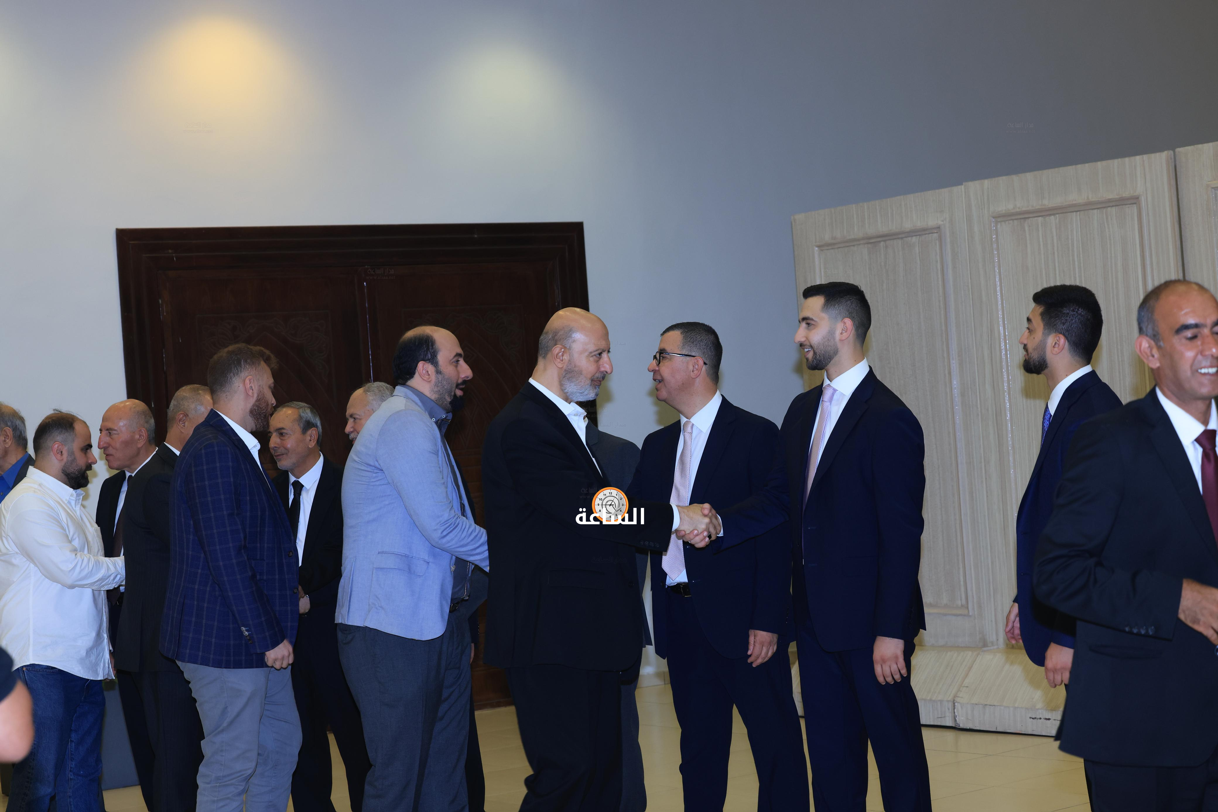 Madar Al-Saa Images 0.45029492867051935