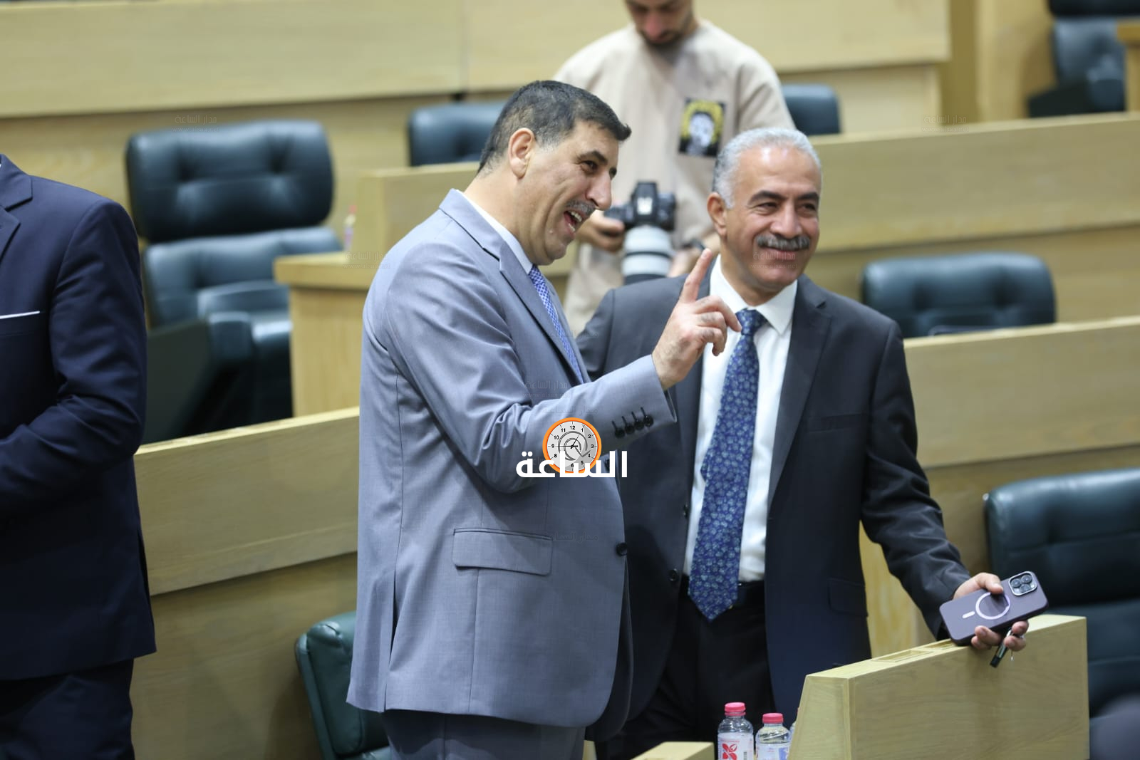 Madar Al-Saa Images 0.3494698071708495