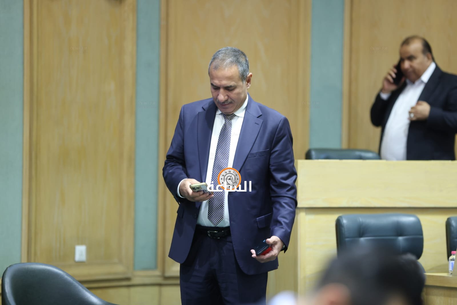 Madar Al-Saa Images 0.43442372415456953