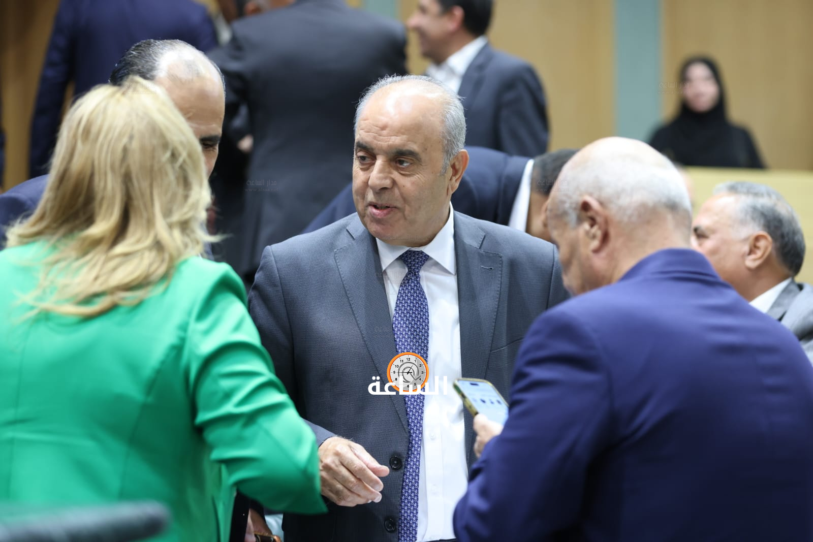 Madar Al-Saa Images 0.3106585493542292