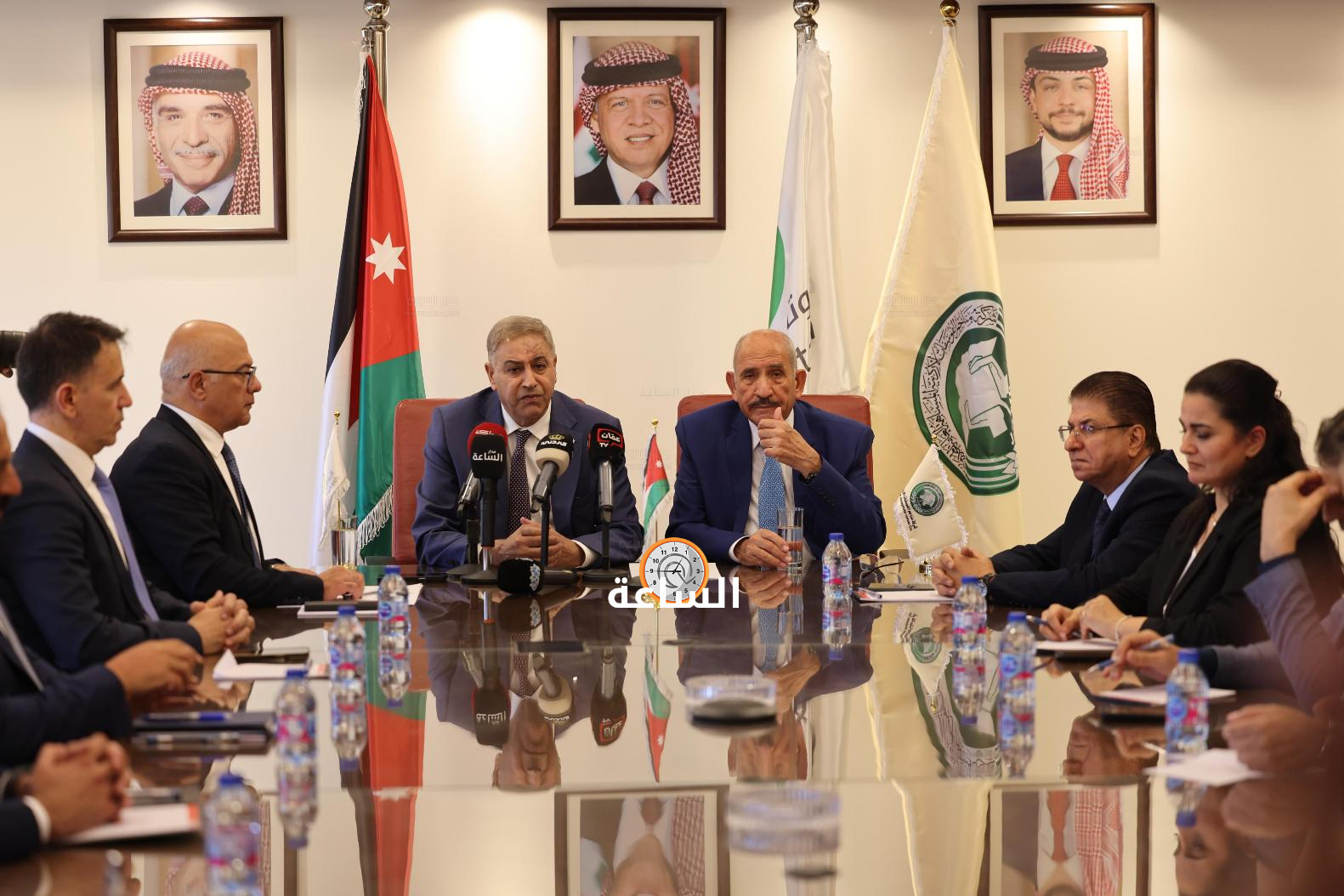 Madar Al-Saa Images 0.4223117696787294