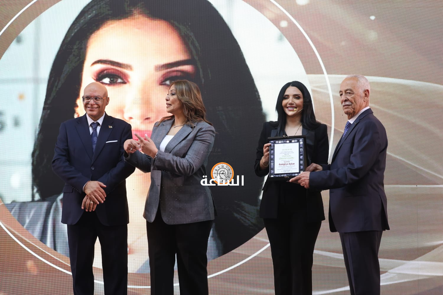 Madar Al-Saa Images 0.43669356808818505