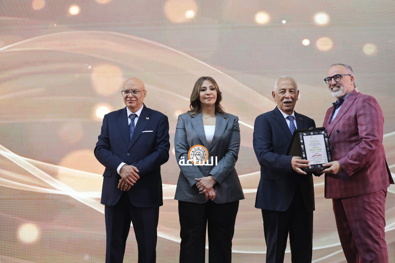 Madar Al-Saa Images 0.6932333048959686