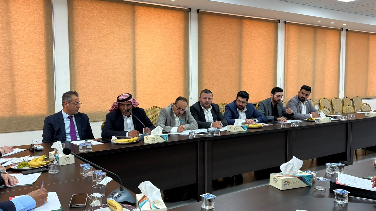 Madar Al-Saa Images 0.8754453068038069