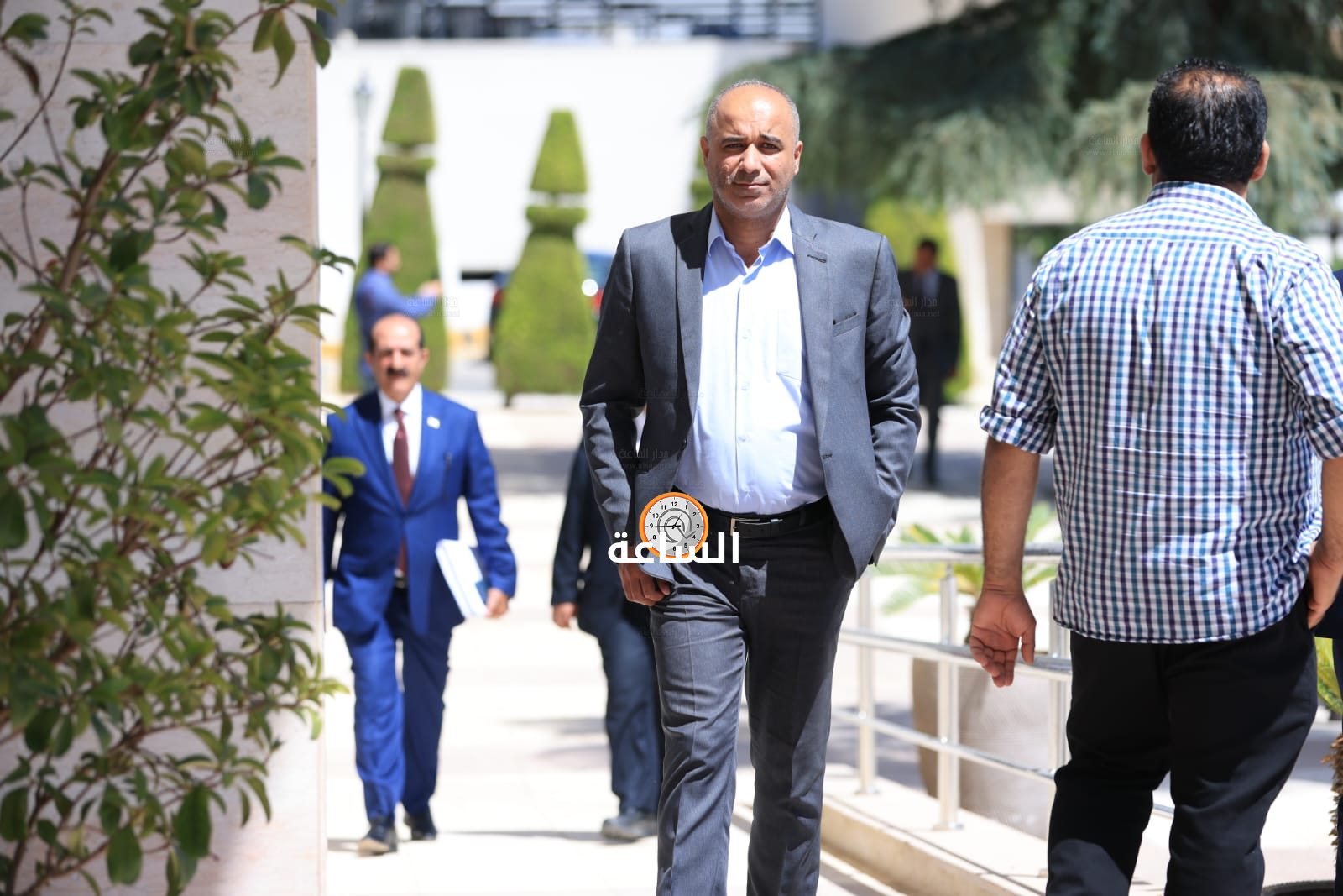 Madar Al-Saa Images 0.4624120296765223