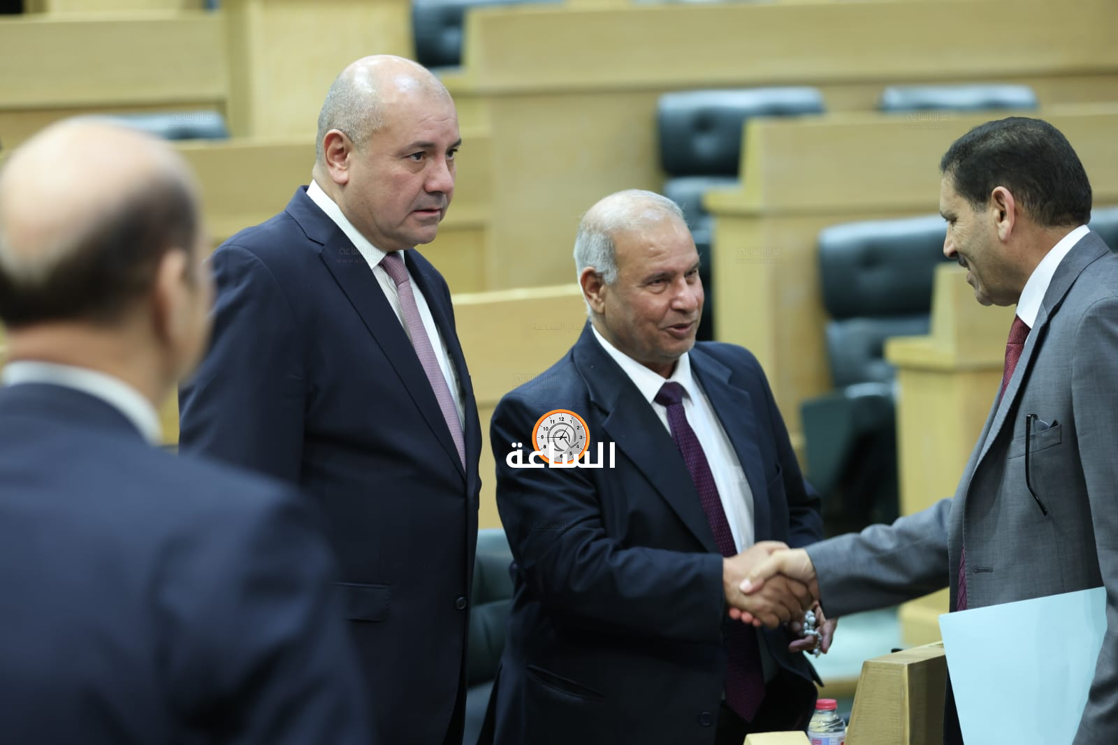 Madar Al-Saa Images 0.35744199462795845