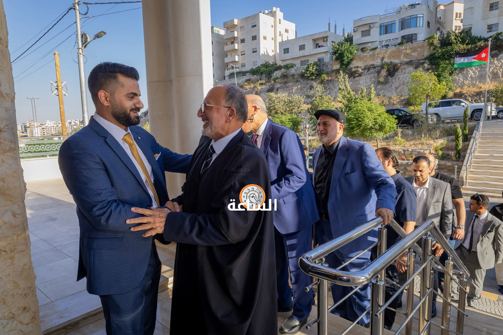 Madar Al-Saa Images 0.12692398015532103