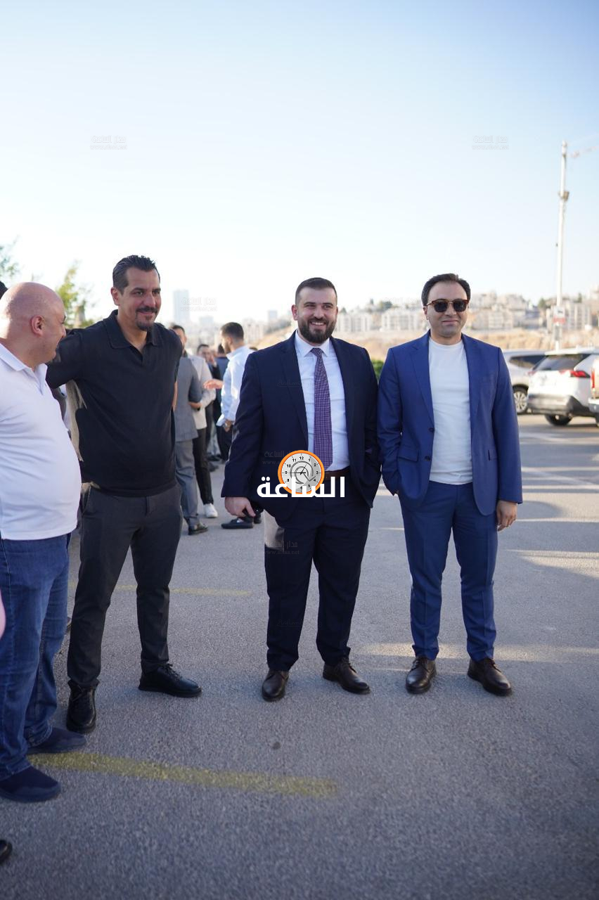 Madar Al-Saa Images 0.7336978555614823