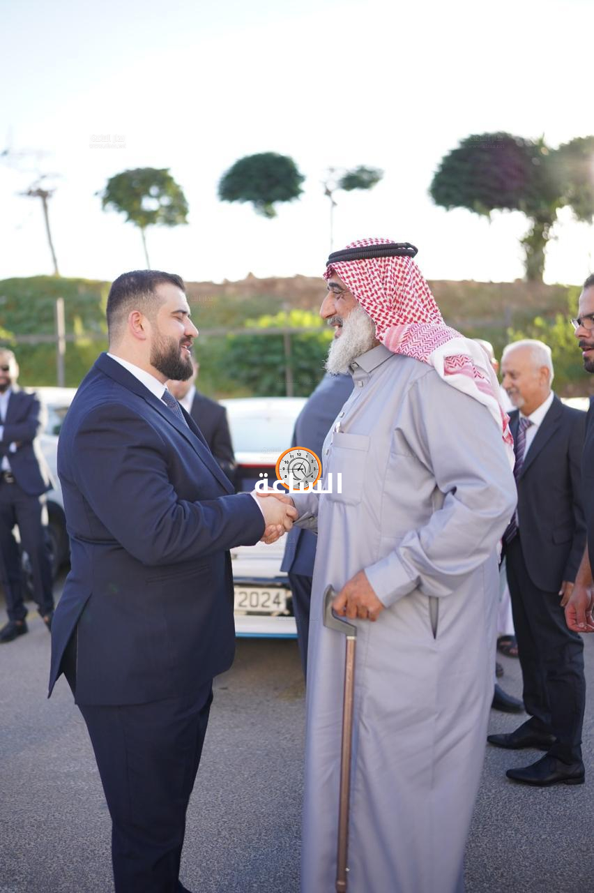 Madar Al-Saa Images 0.5773203482888474