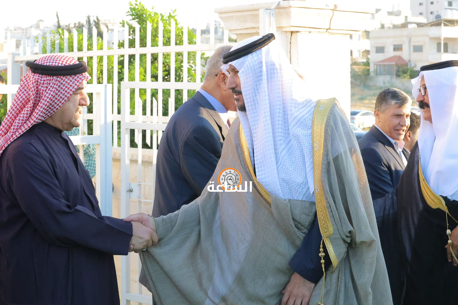 Madar Al-Saa Images 0.1701371683716526