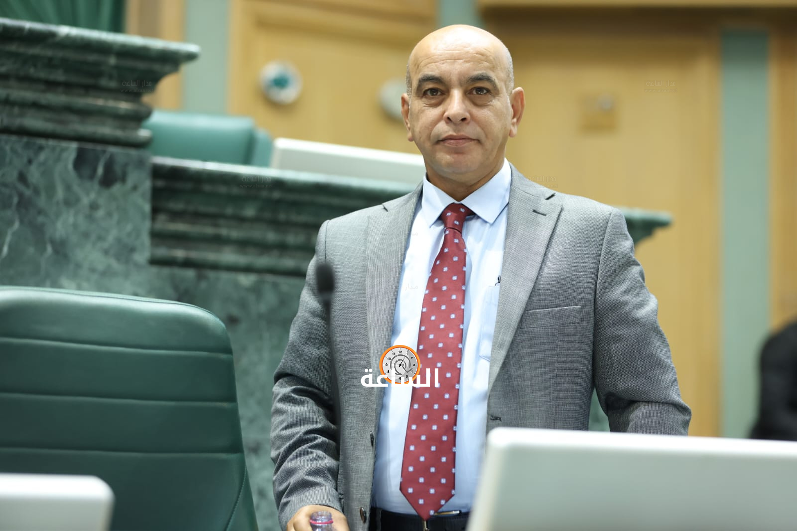 Madar Al-Saa Images 0.530599000124129
