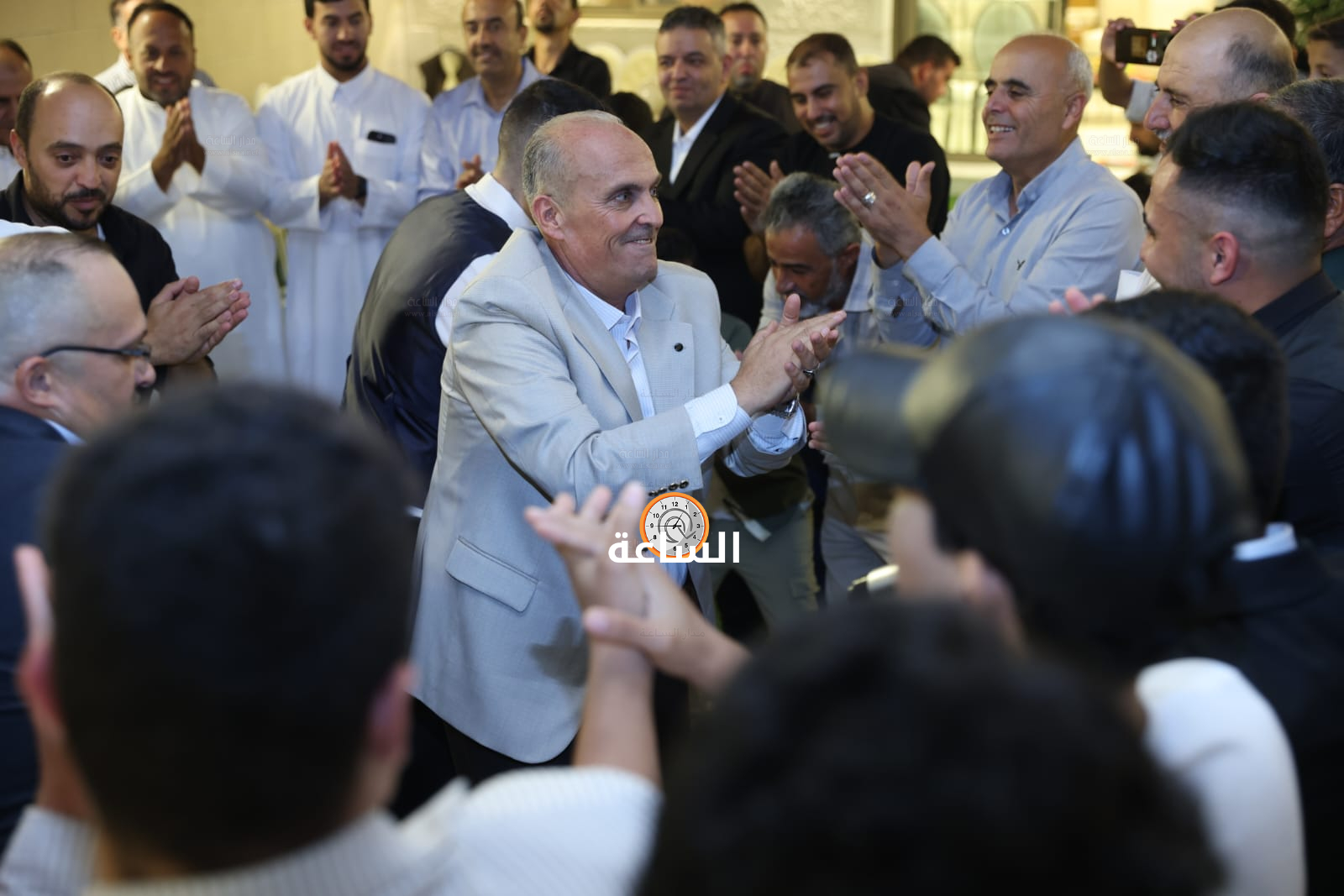 Madar Al-Saa Images 0.38182171063424086