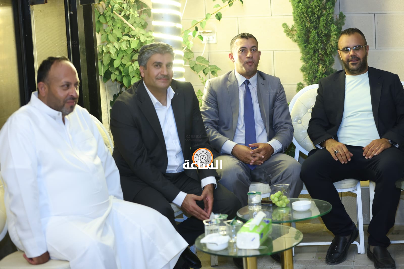 Madar Al-Saa Images 0.3772615732247445