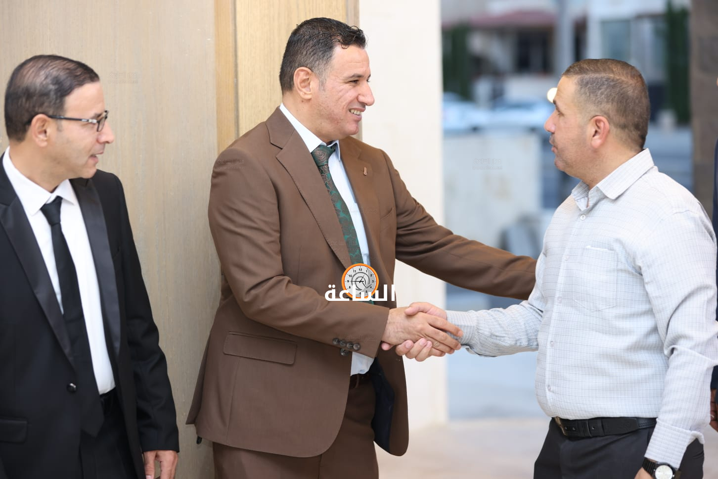 Madar Al-Saa Images 0.9831456817103557