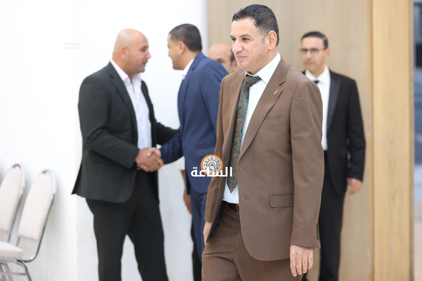 Madar Al-Saa Images 0.7443706509208872