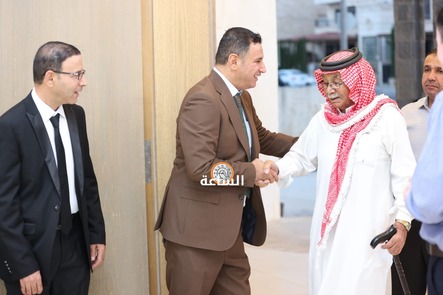 Madar Al-Saa Images 0.5486204011268229