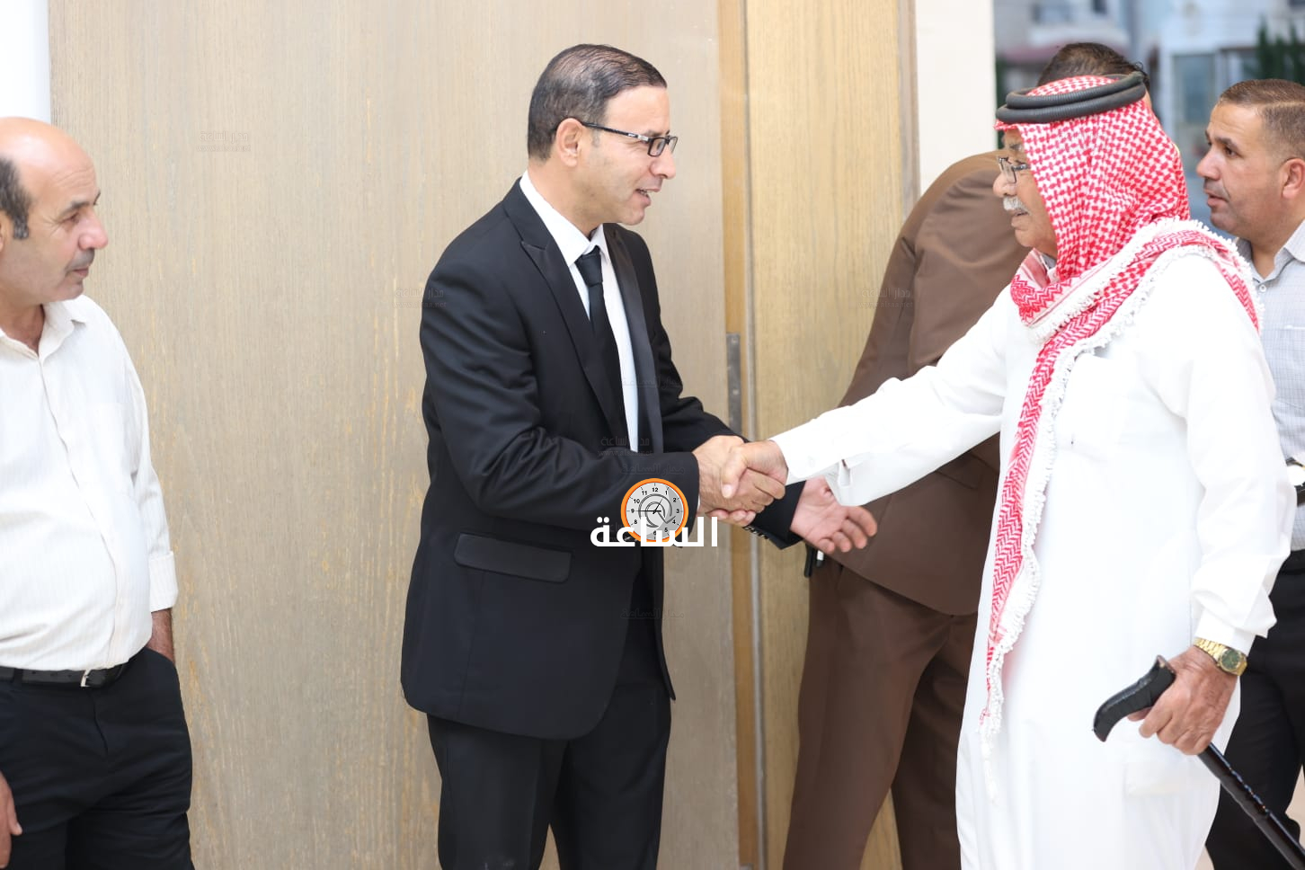 Madar Al-Saa Images 0.4481488328144022