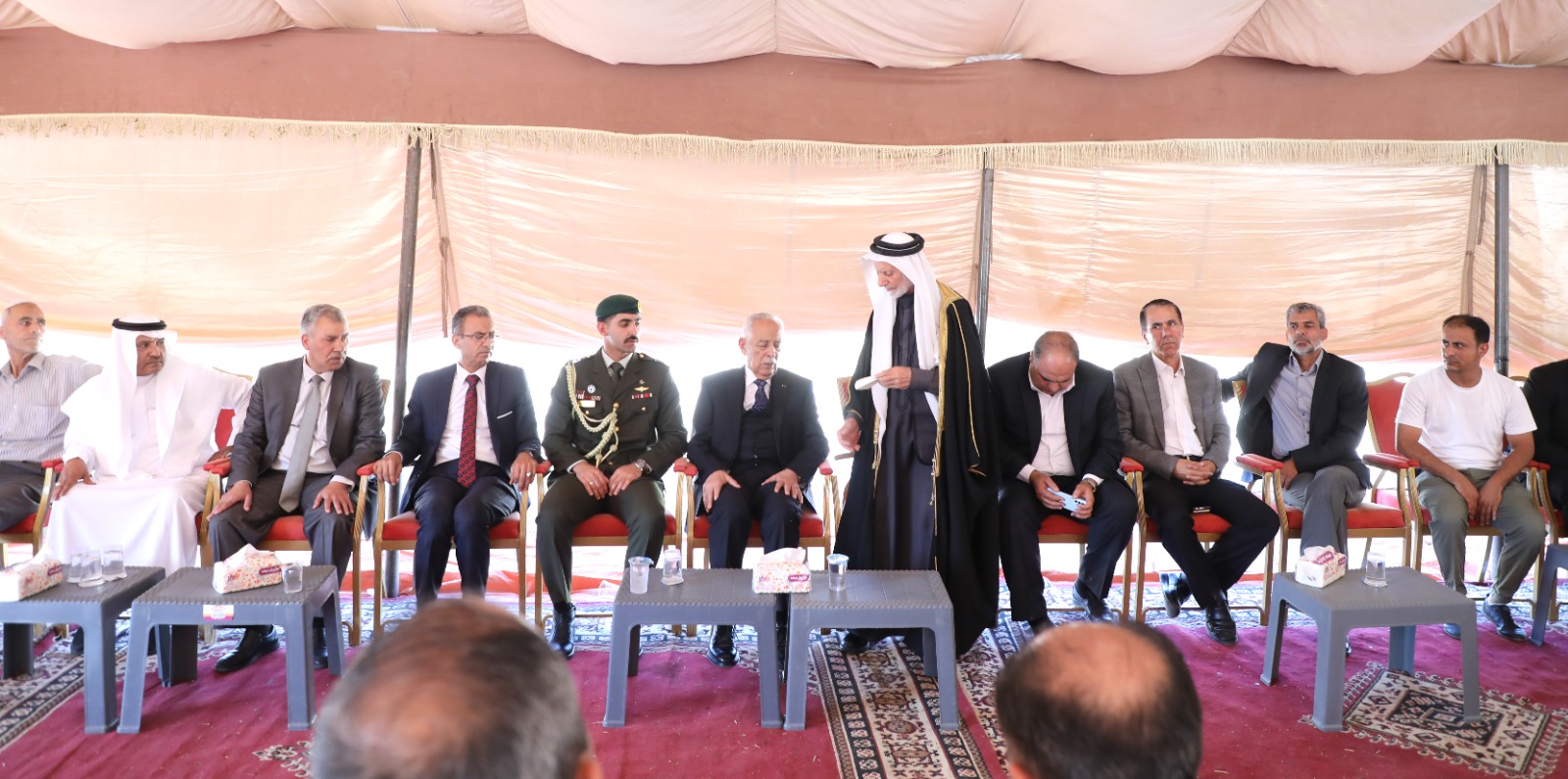 Madar Al-Saa Images 0.2332415685403869
