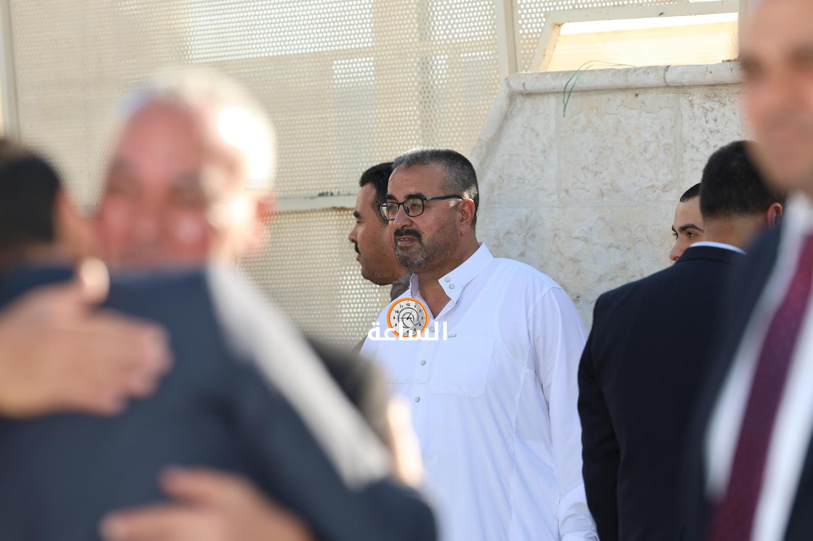 Madar Al-Saa Images 0.6442964680495157