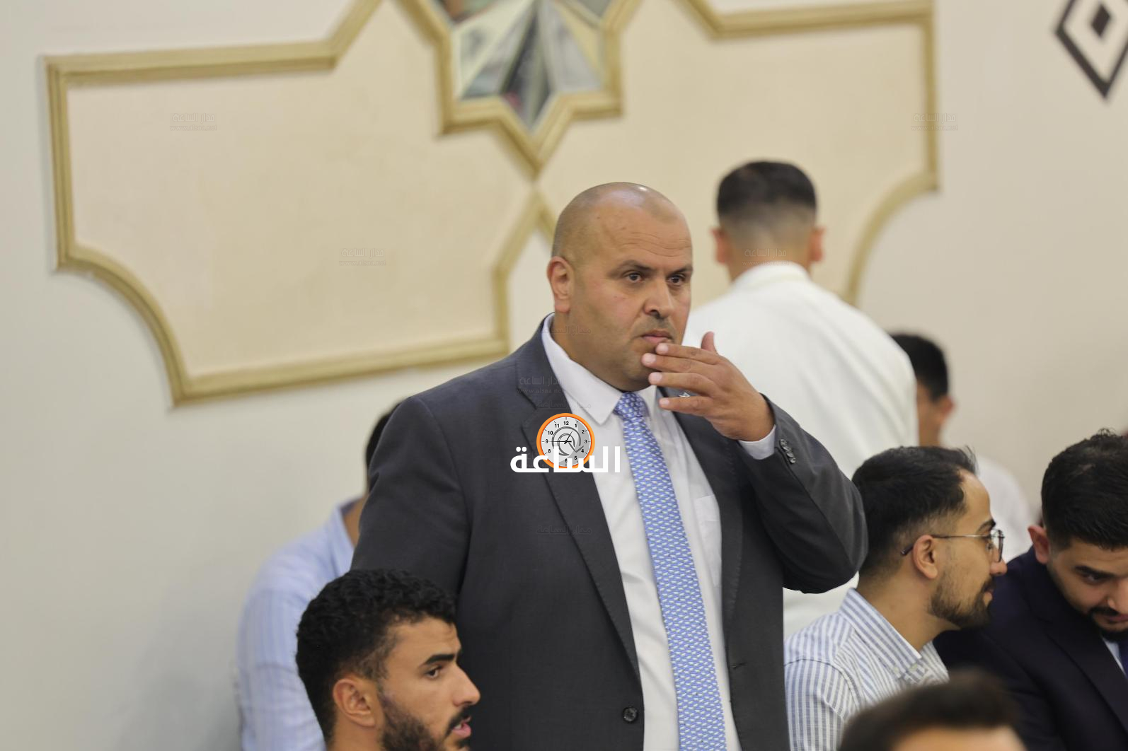 Madar Al-Saa Images 0.569261554832616