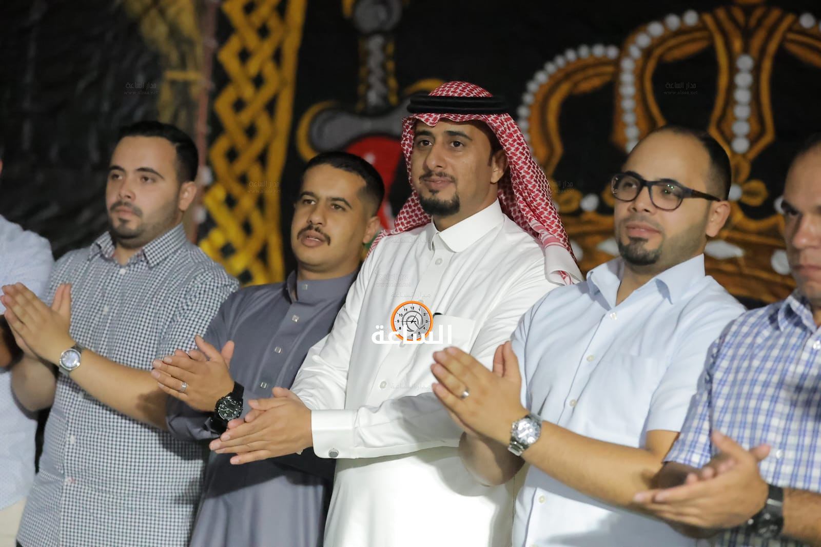 Madar Al-Saa Images 0.4215541458486687