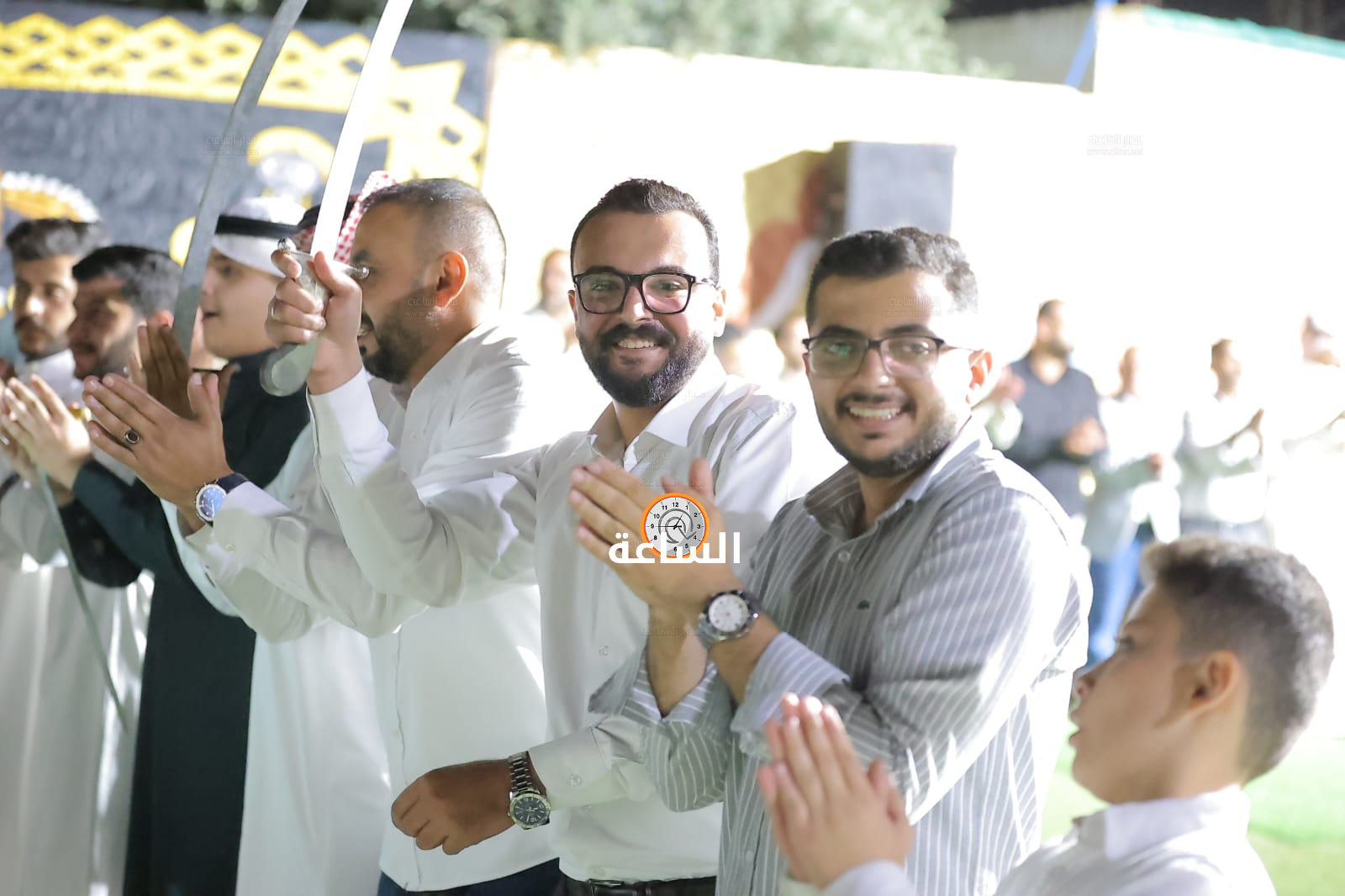 Madar Al-Saa Images 0.9752819653106787