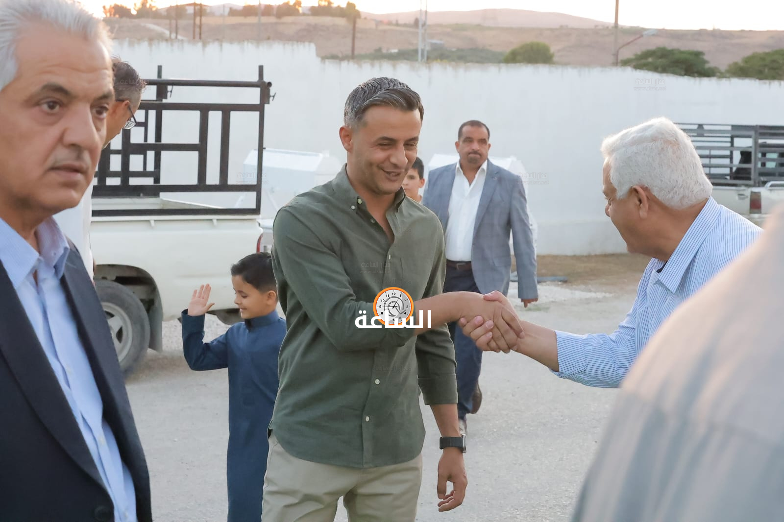 Madar Al-Saa Images 0.23692926547119386