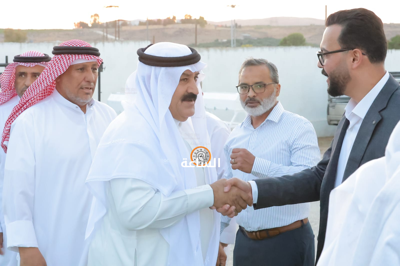 Madar Al-Saa Images 0.2393670533426001