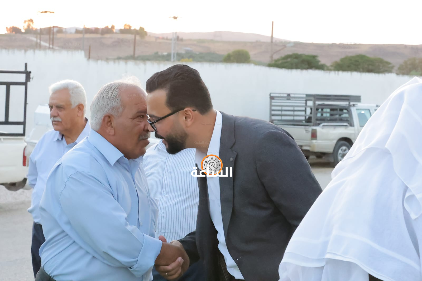 Madar Al-Saa Images 0.4135030175686598